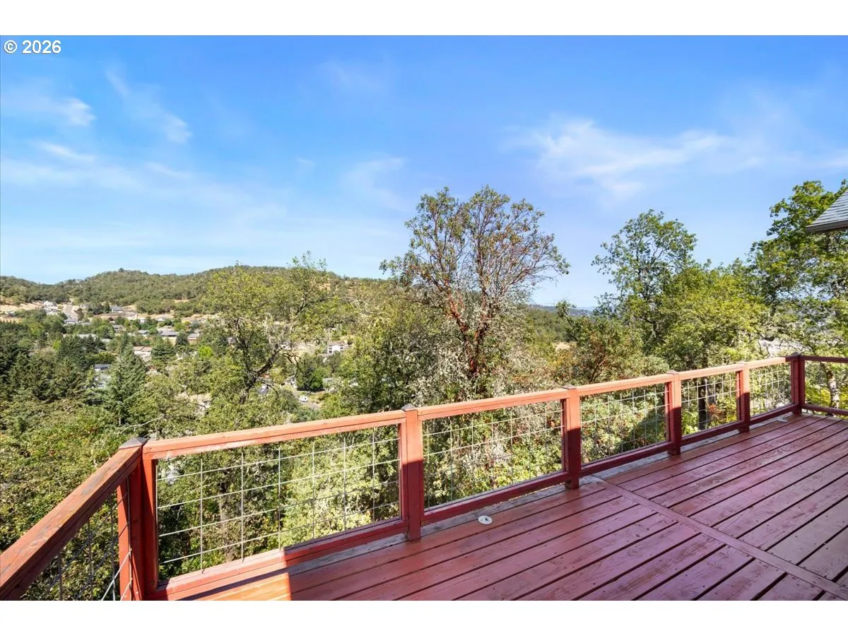 Deck-Upper