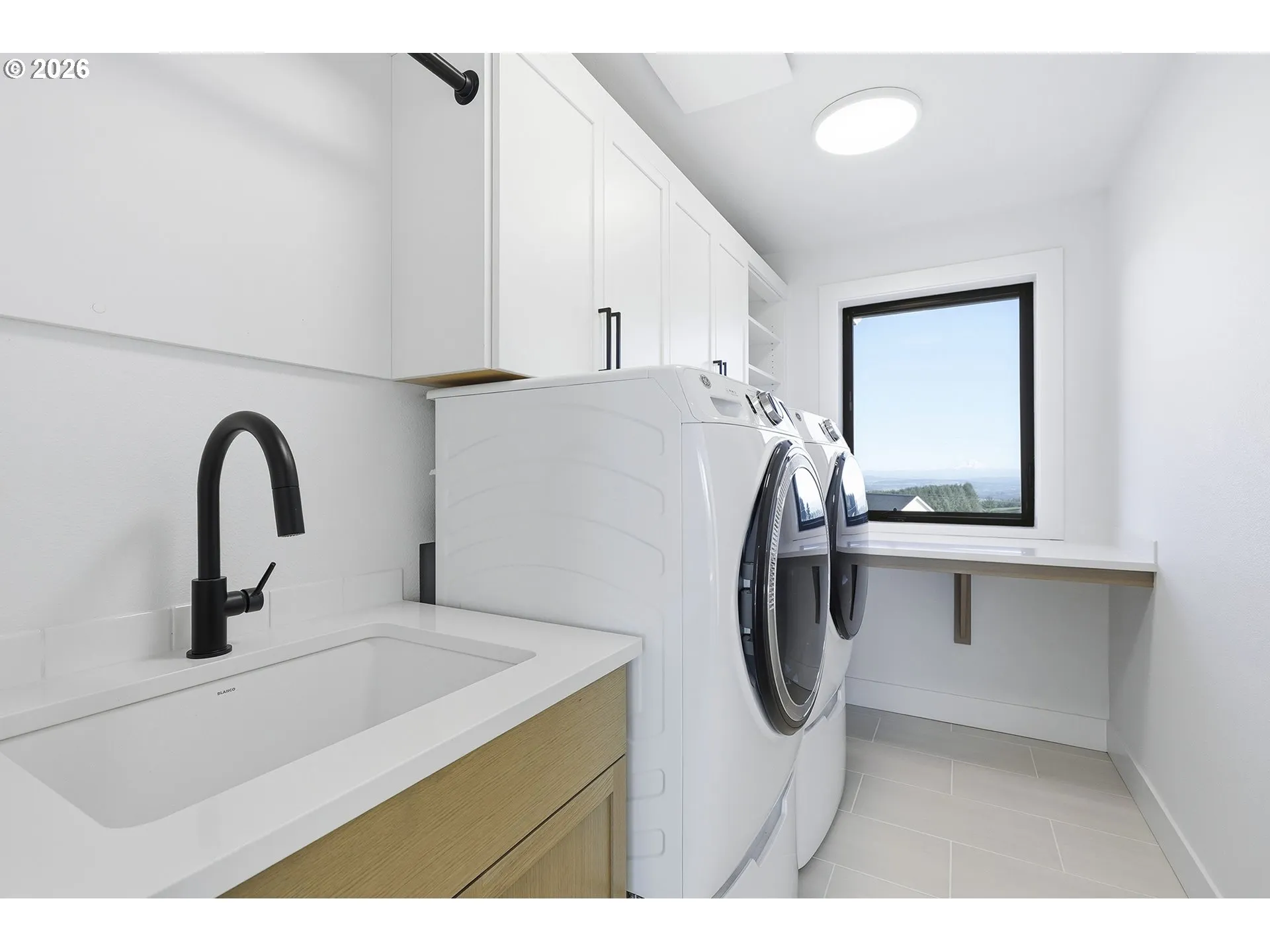 Laundry-Upper