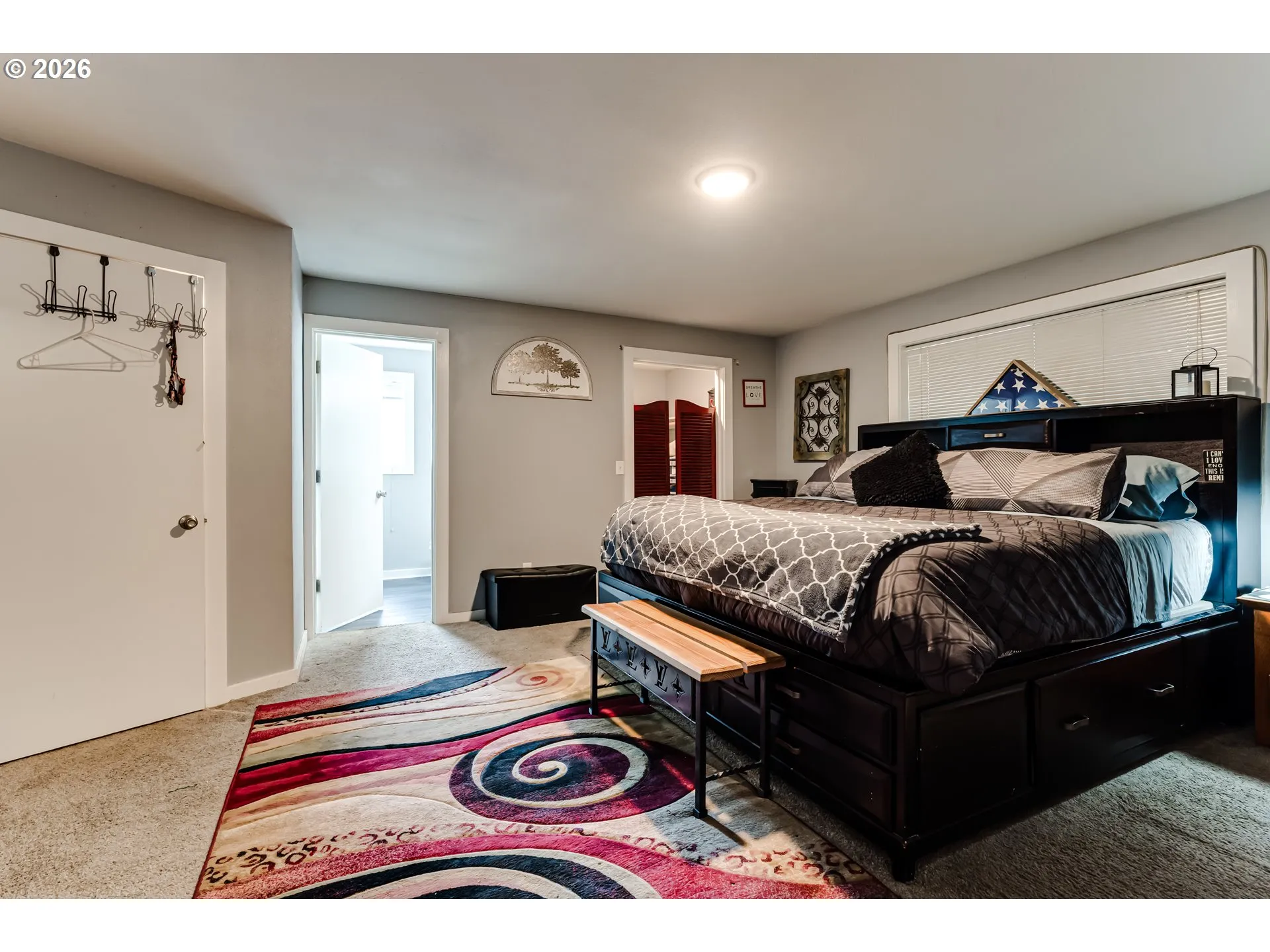 Bedroom, Owner's Suite-Walk-In Closet