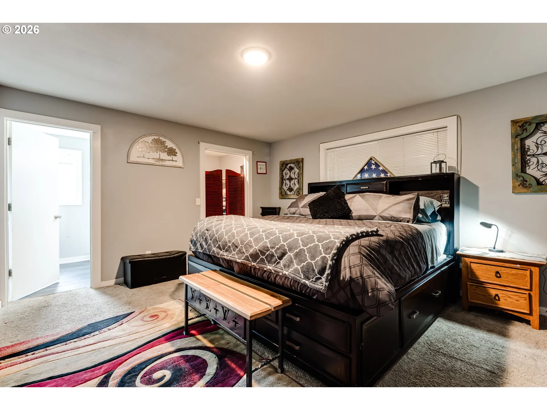 Bedroom, Owner's Suite-Walk-In Closet
