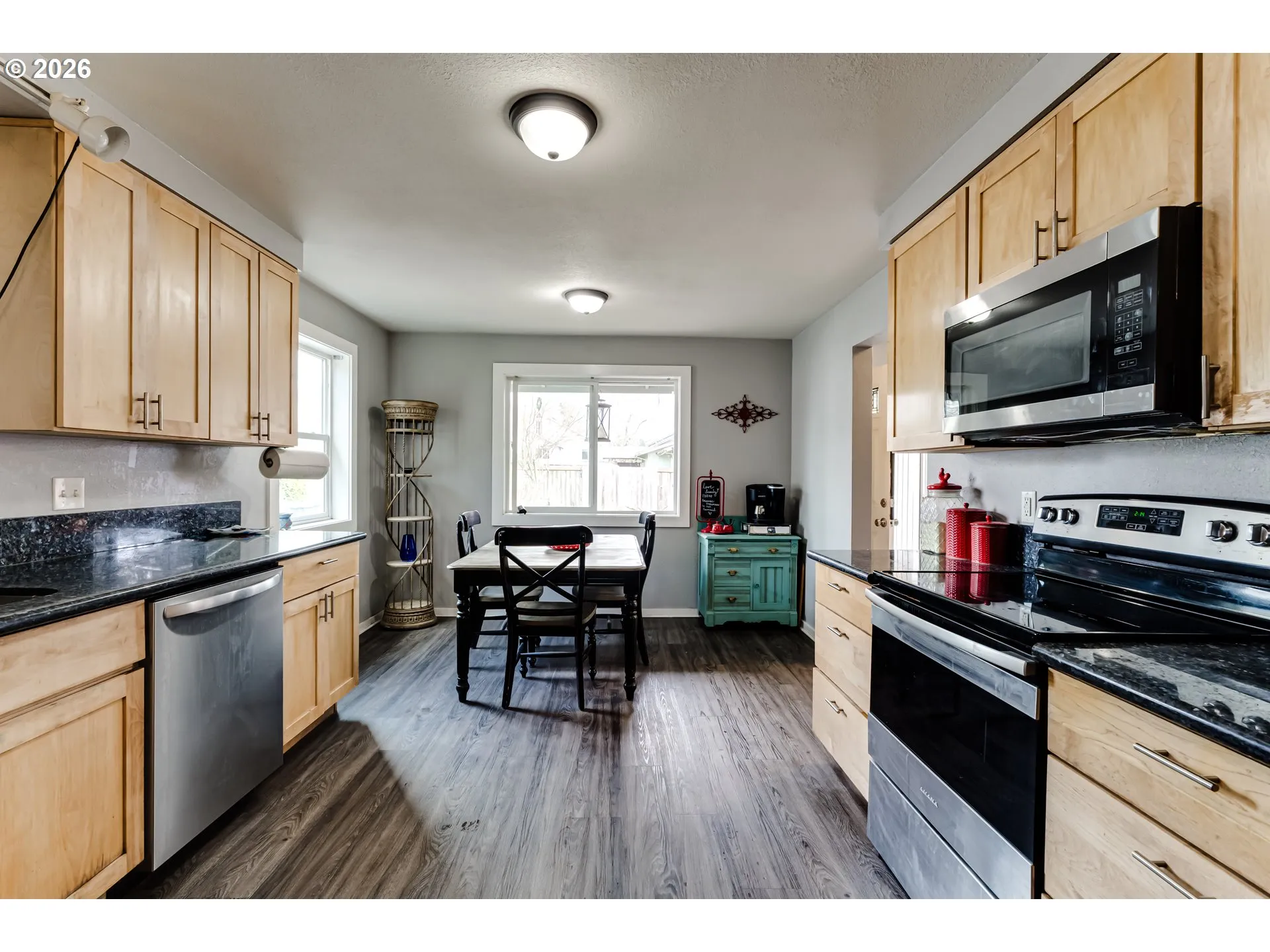 Kitchen/Living Room