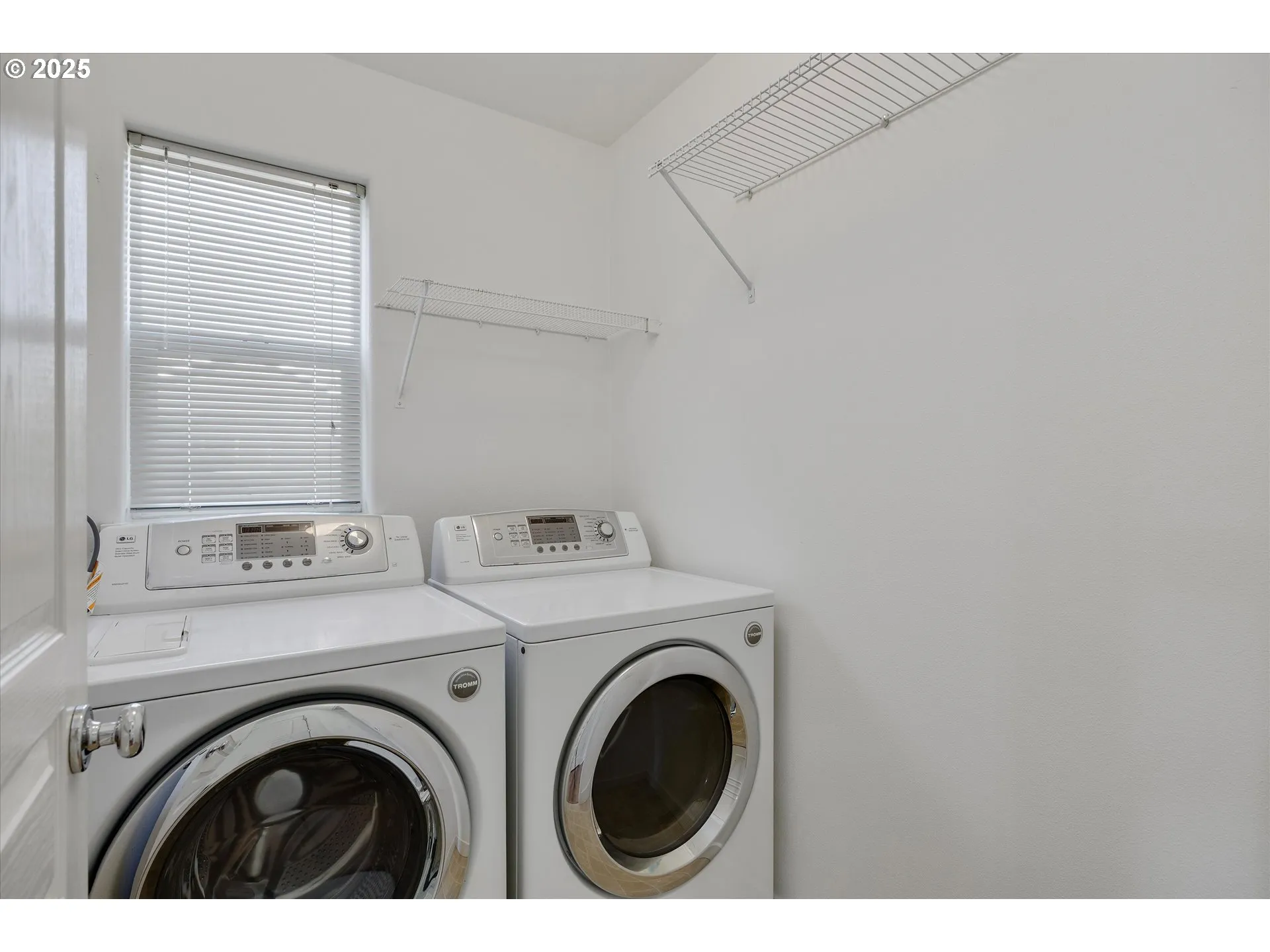 Laundry-Upper