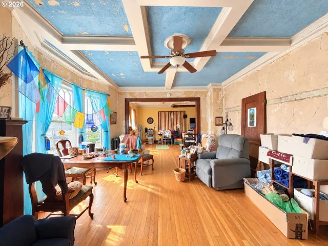 Living Room/Dining Room