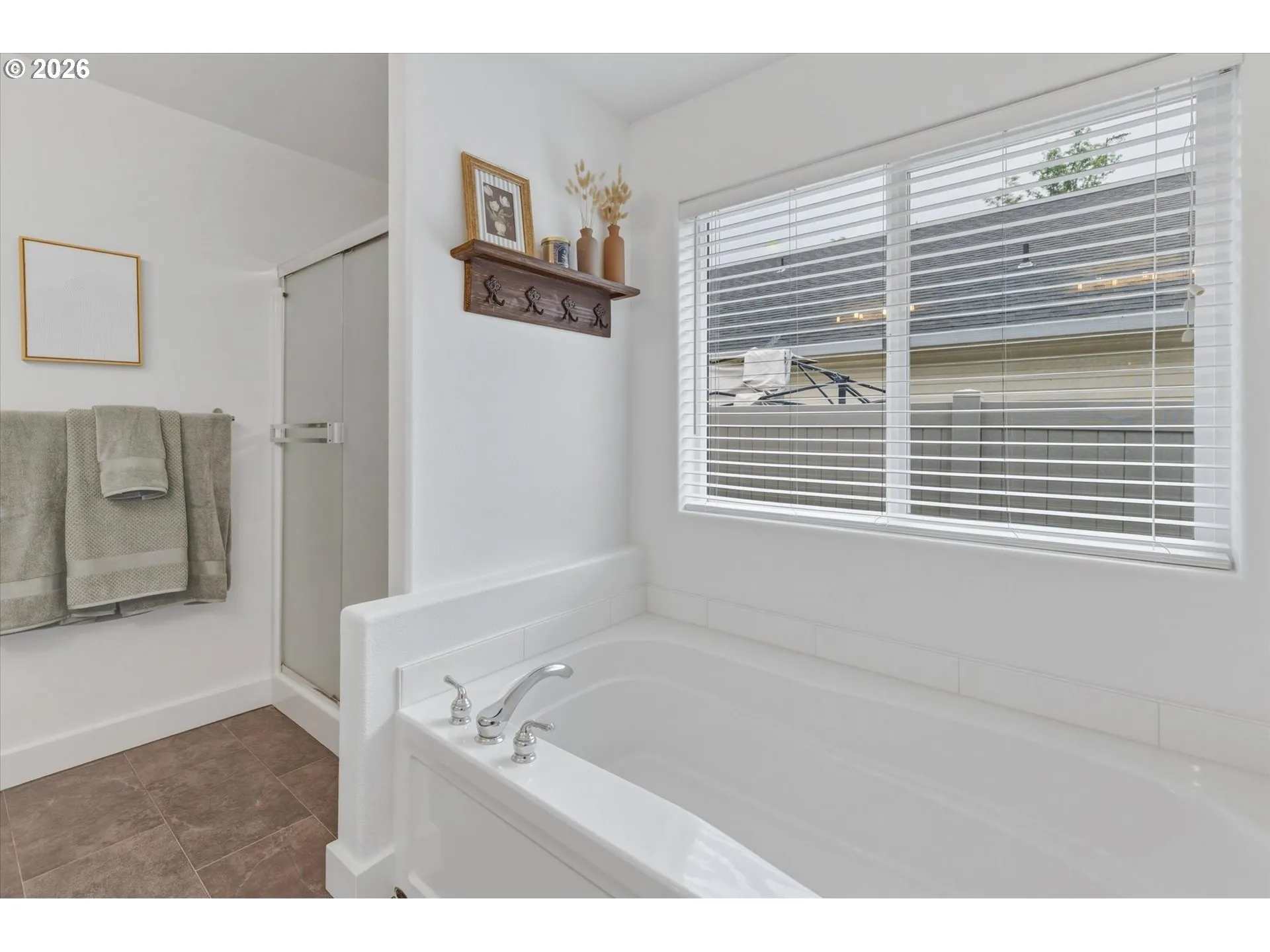 Bathroom, Attached-Garden Tub