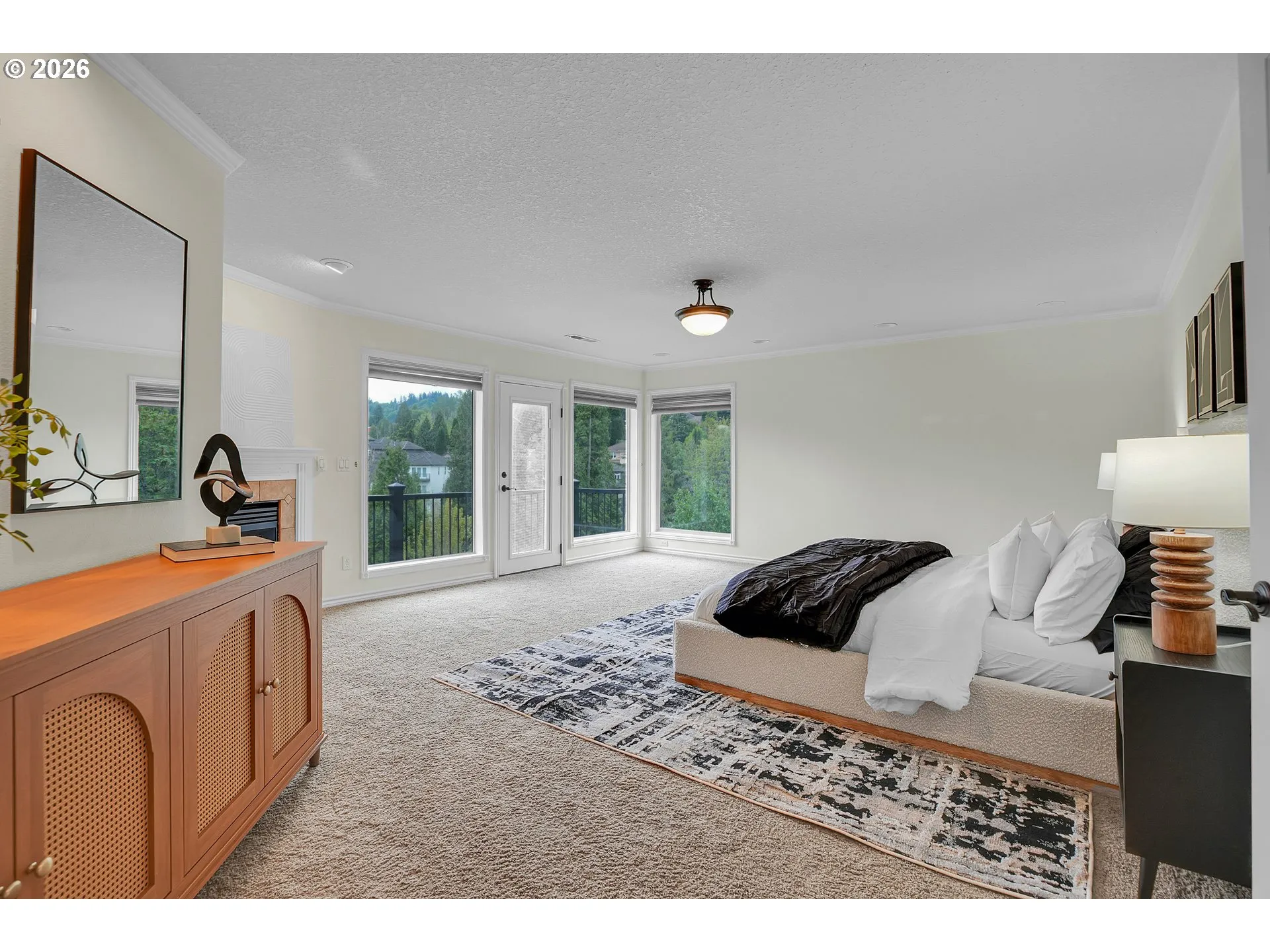 Primary Bedroom-Upper