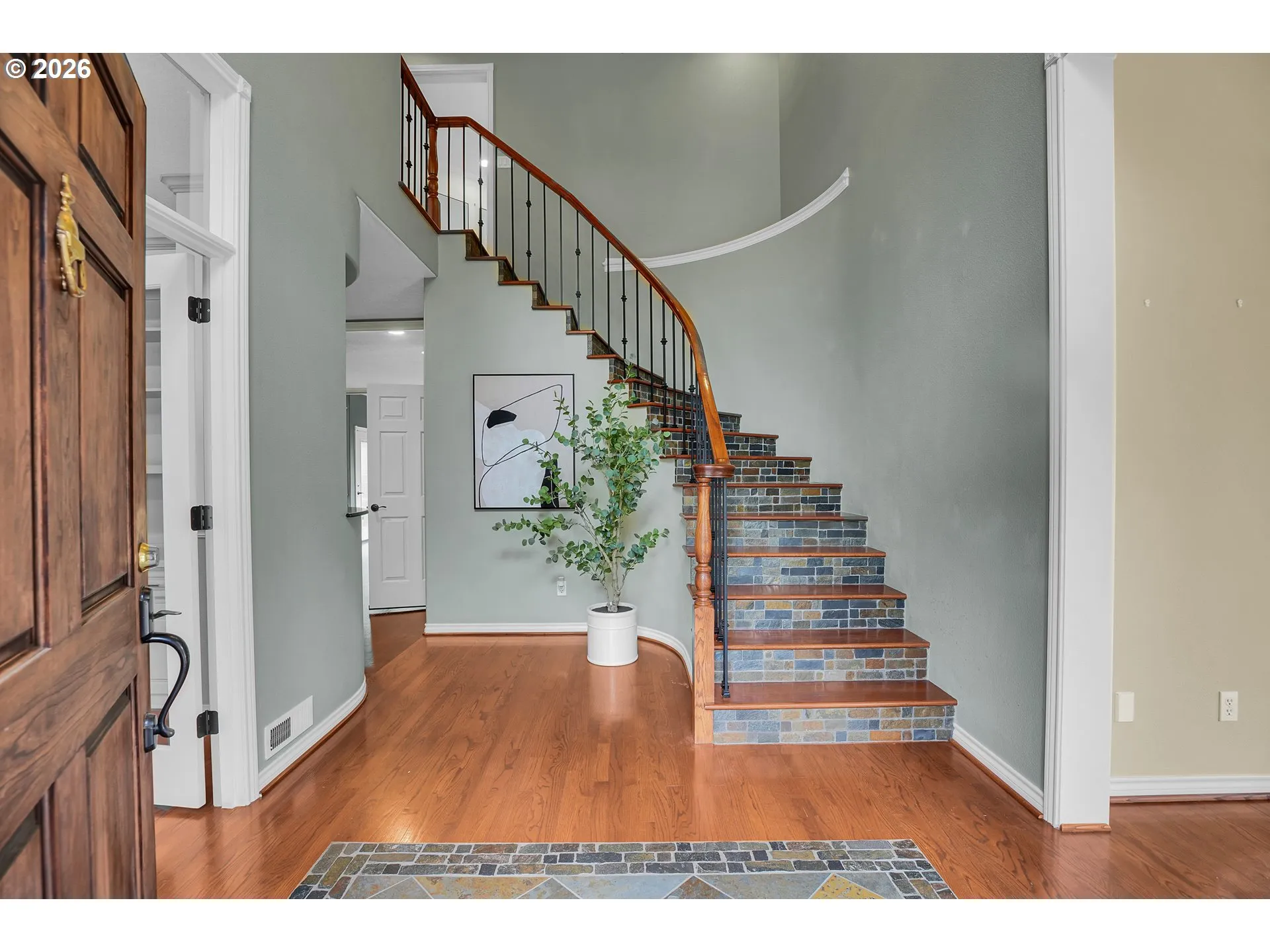 Entrance/Foyer