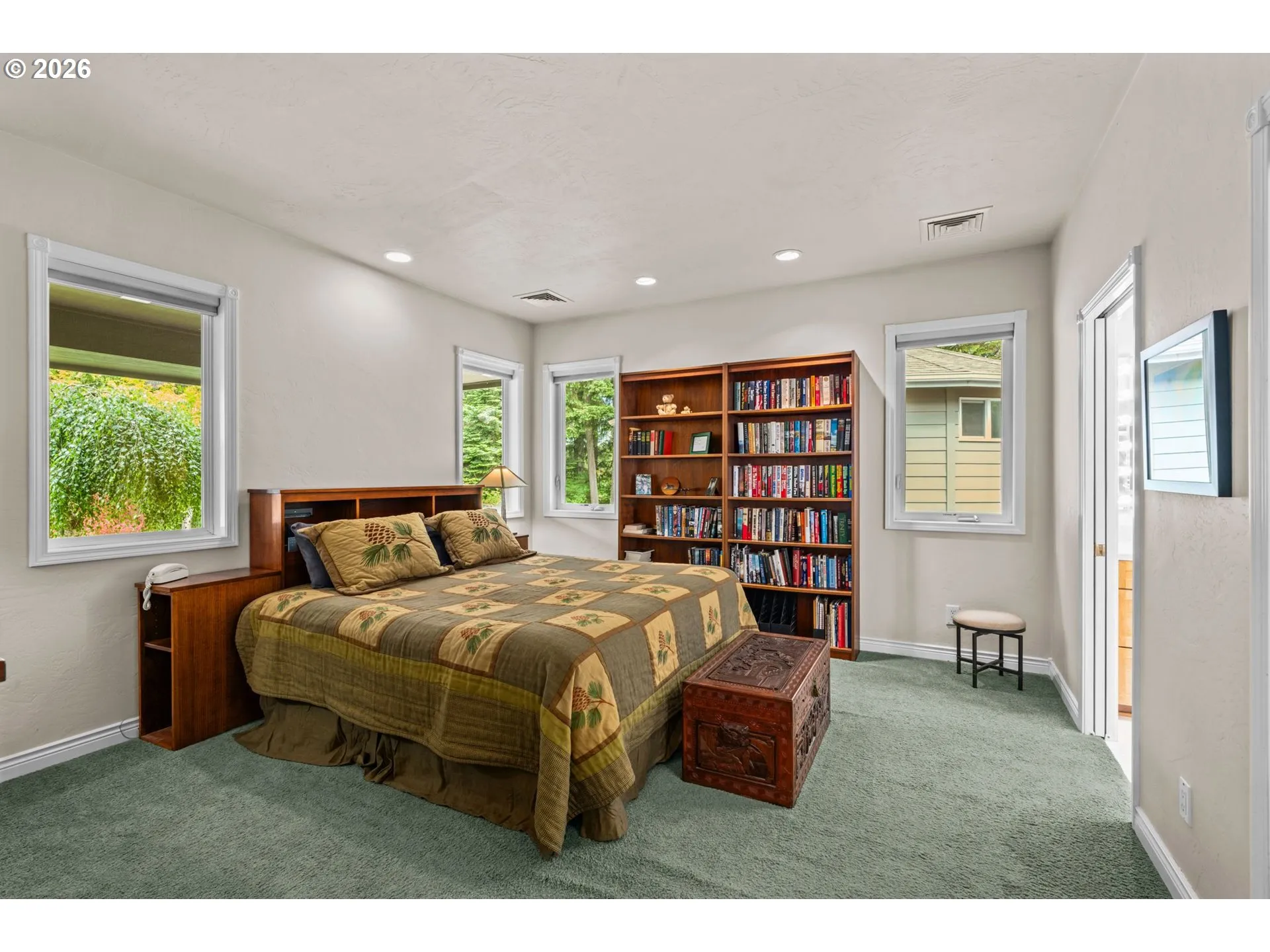 Bedroom, Owner's Suite