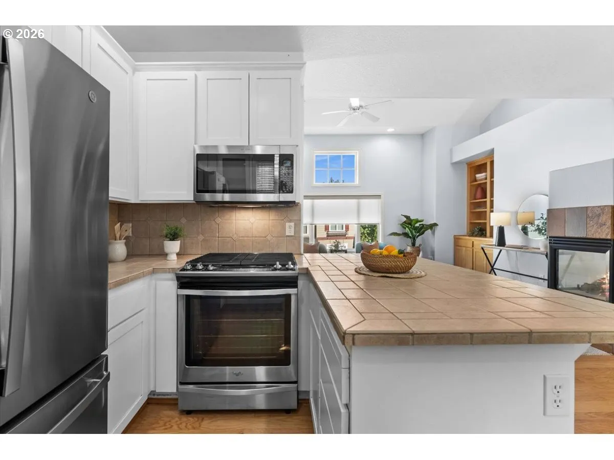 Kitchen-Oven