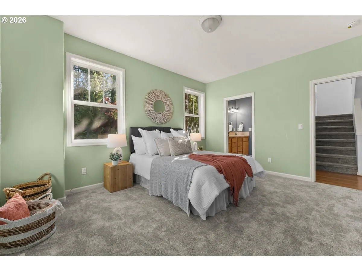Bedroom, Owner's Suite-Main