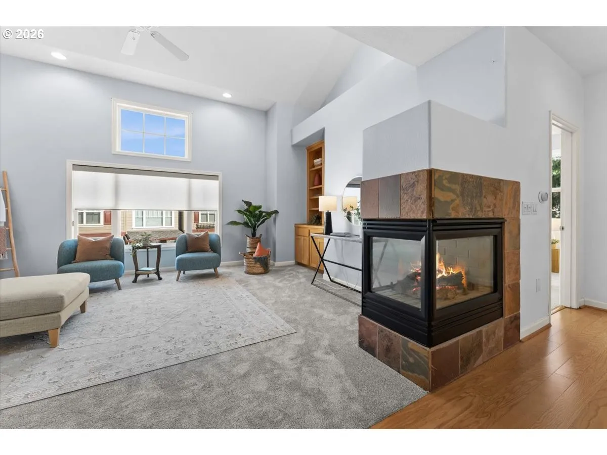 Living Room-Fireplace
