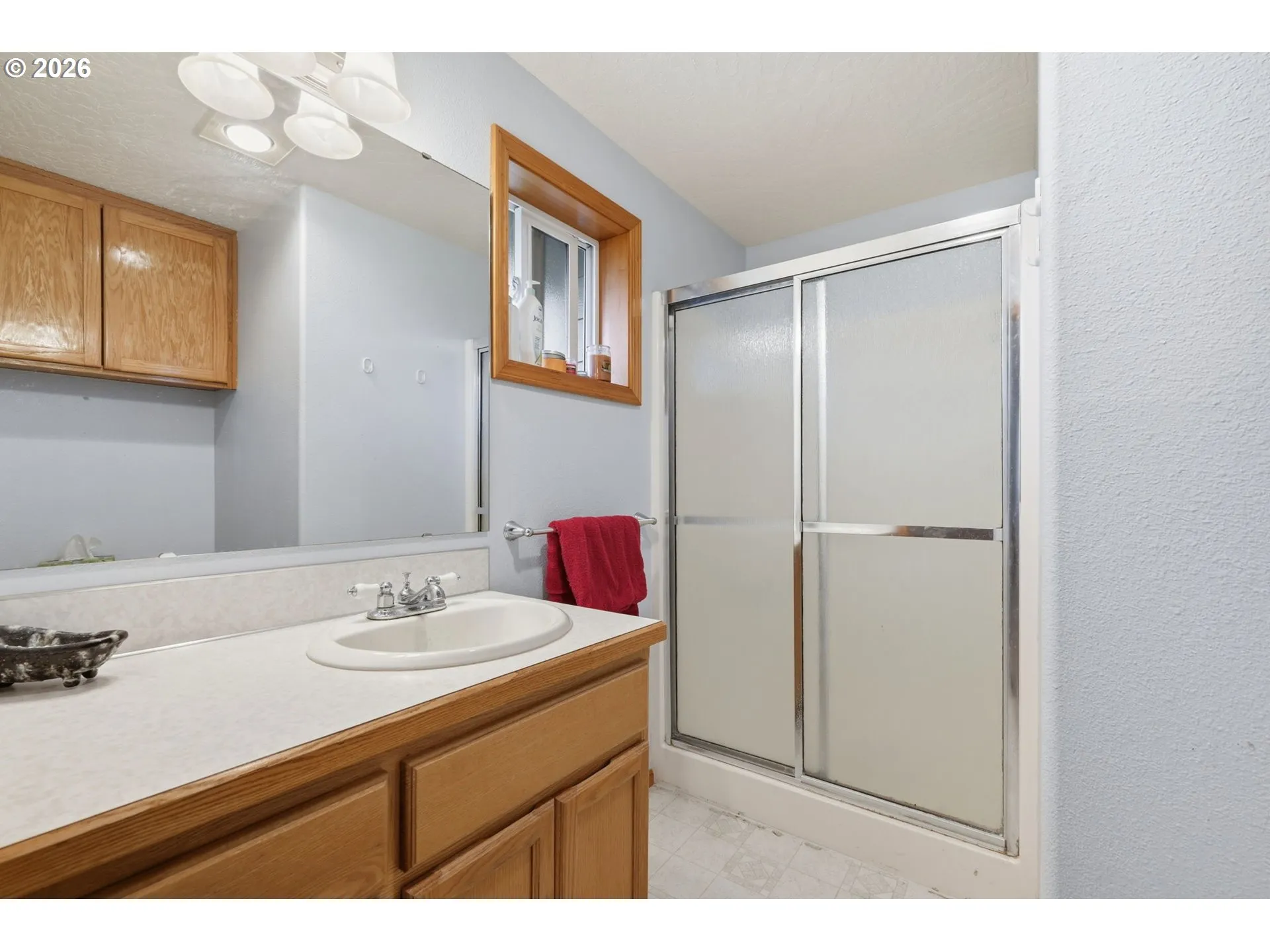 Bathroom, Attached