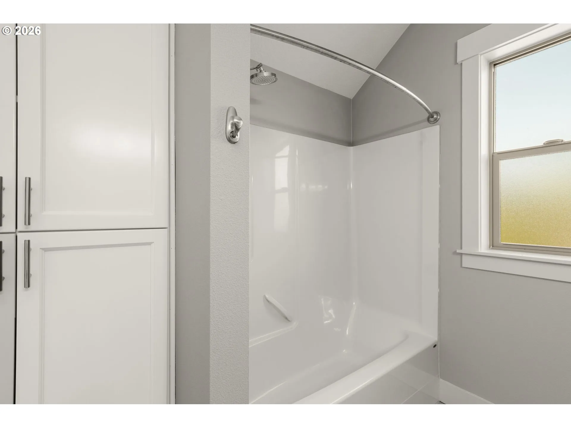 Bathroom-Upper