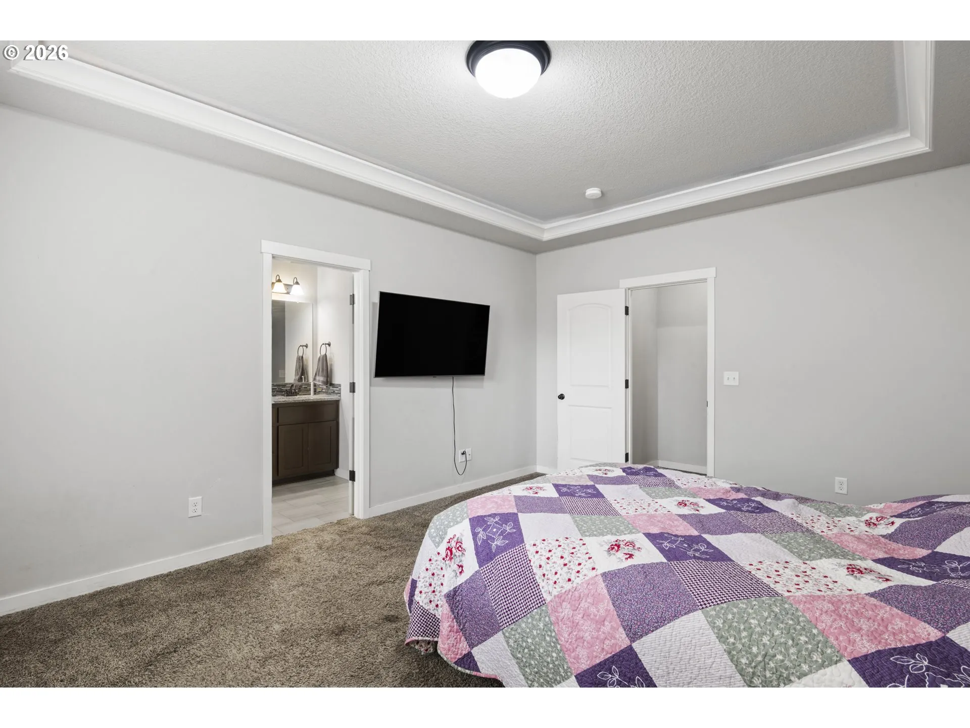 Bedroom, Primary