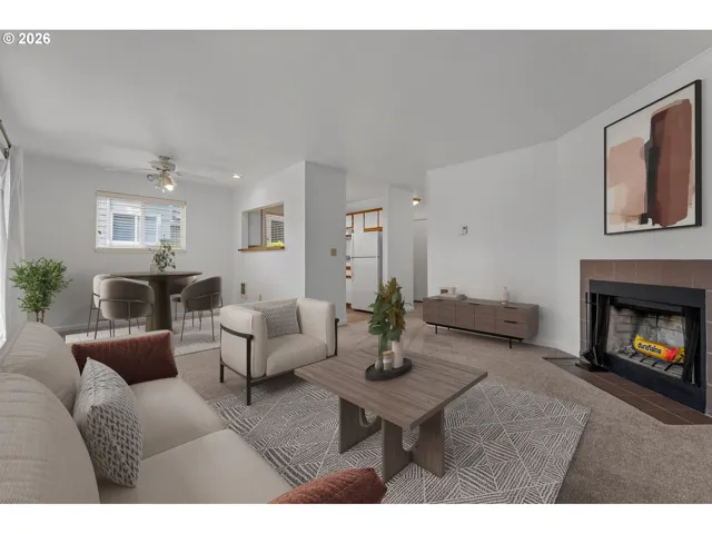 Living Room/Dining Room