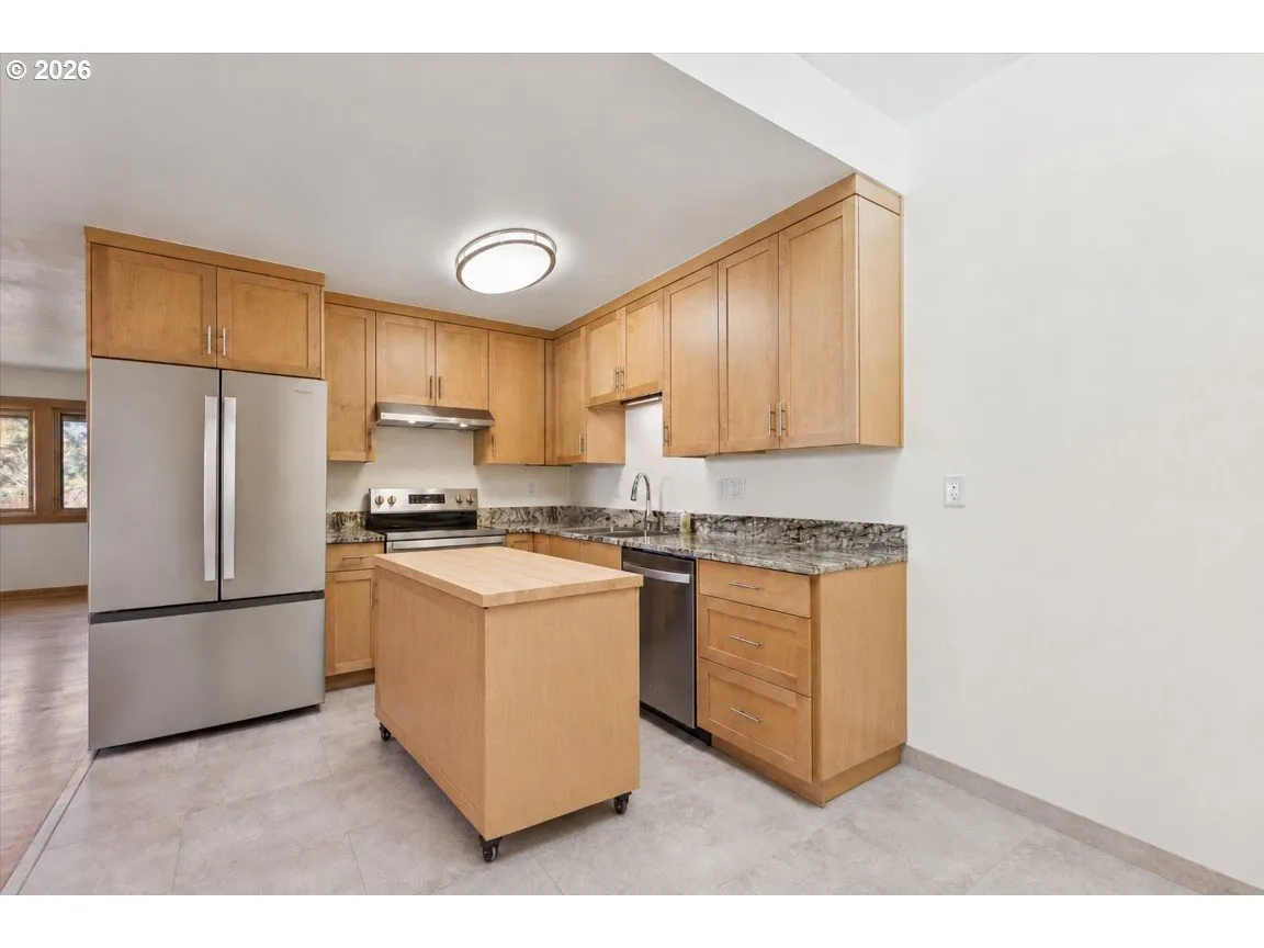 Kitchen-Island