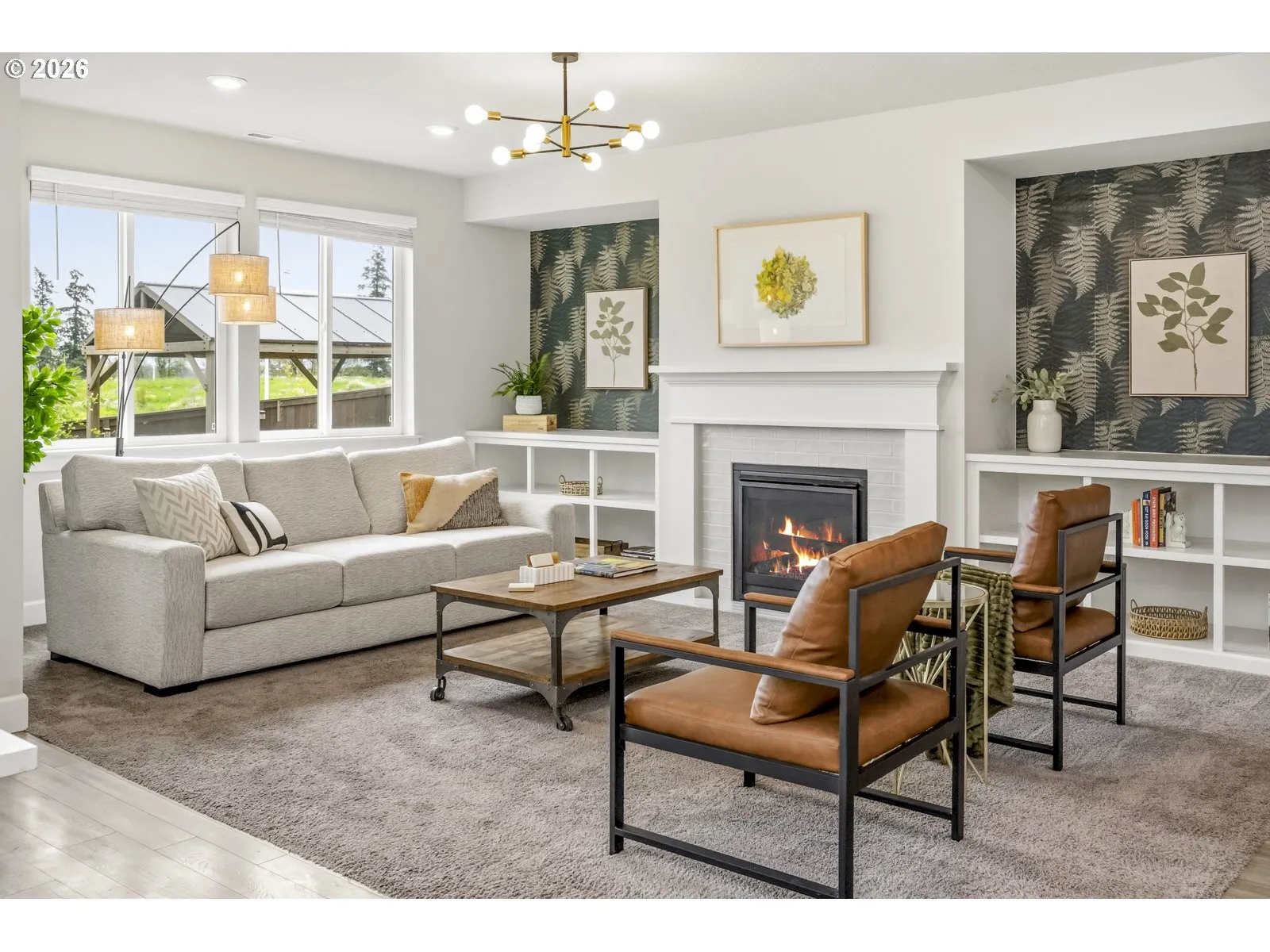 Living Room-Fireplace