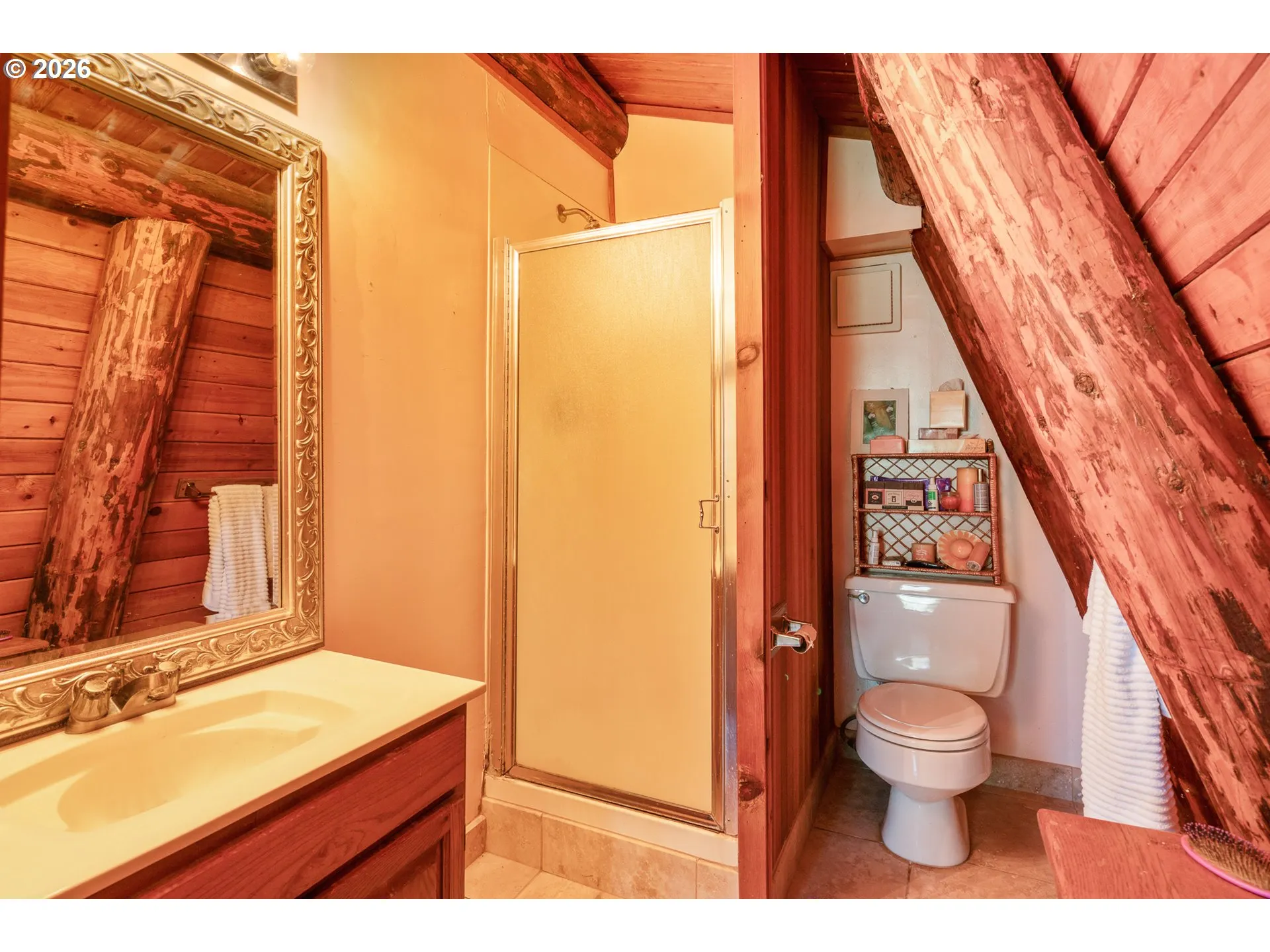 Bathroom, Attached