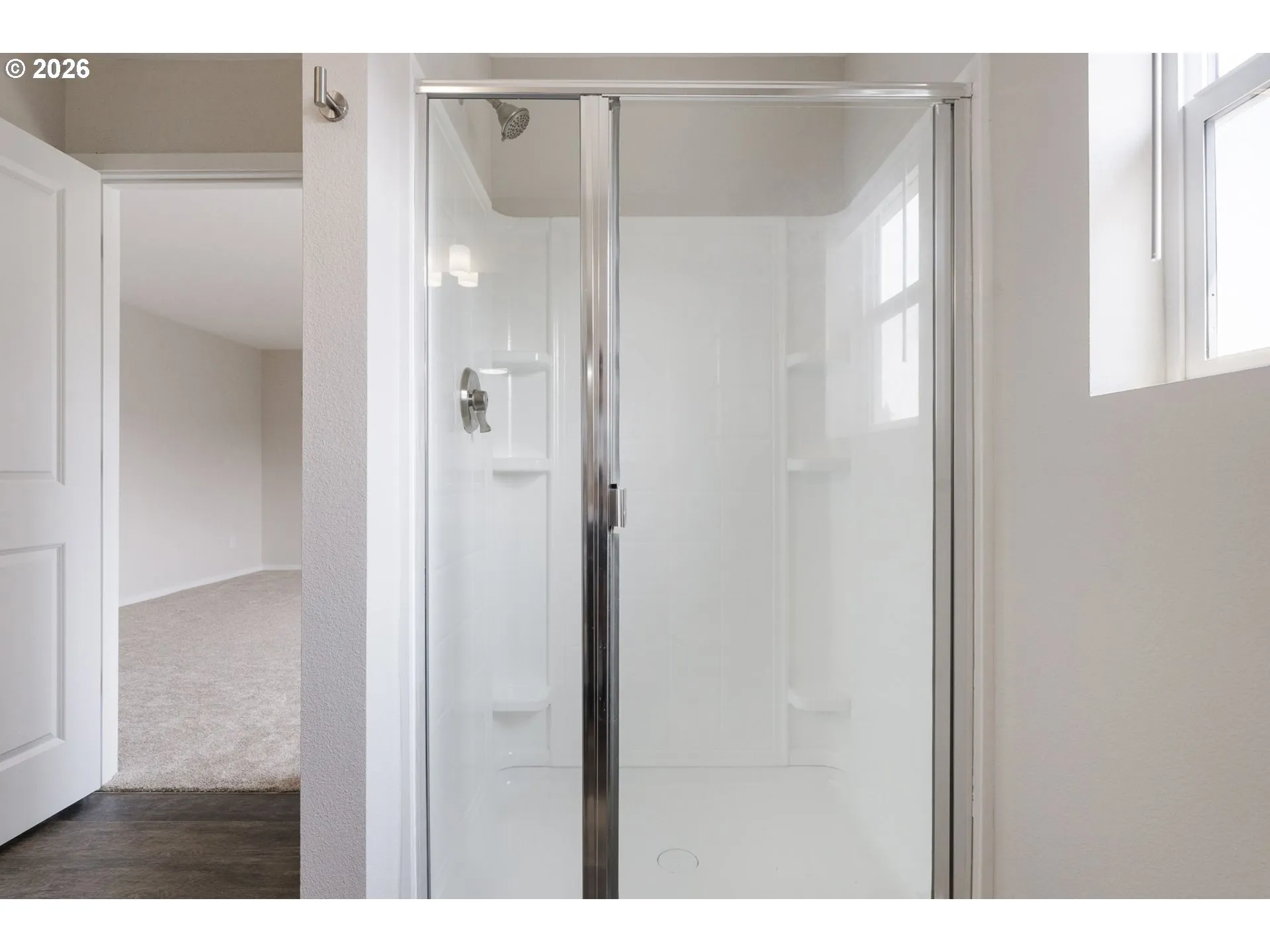 Bathroom-Walk in Shower