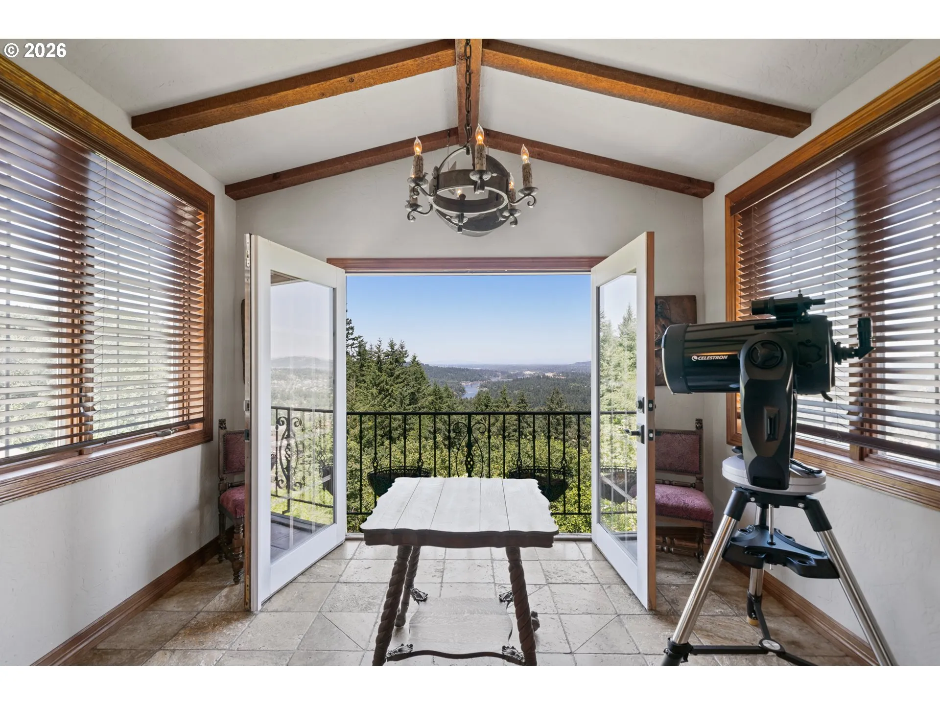 Bonus Room-Upper