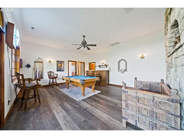 Wet Bar