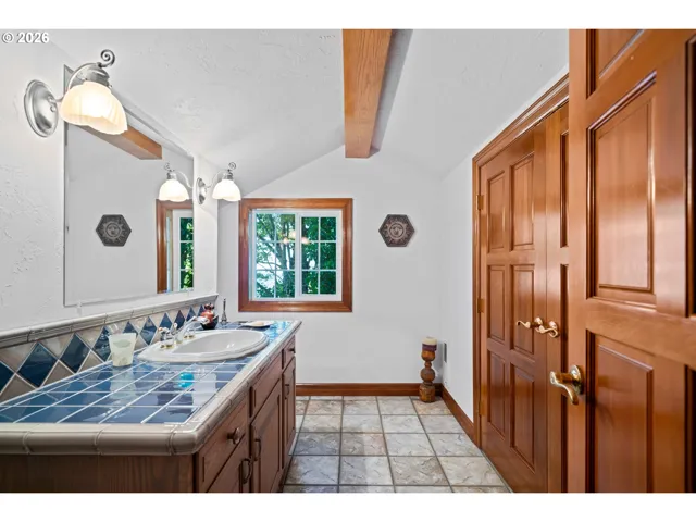 Bathroom, Attached-Half Bath