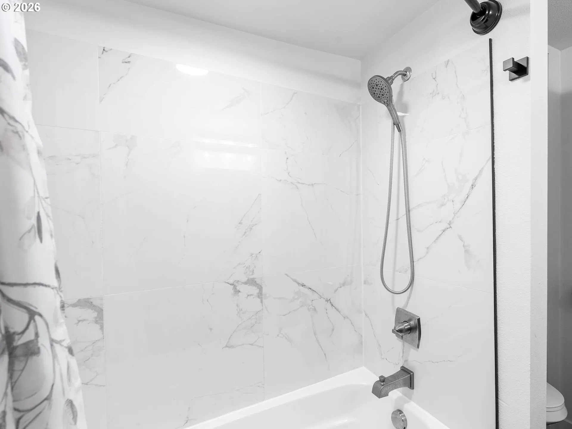 Bathroom-Upper