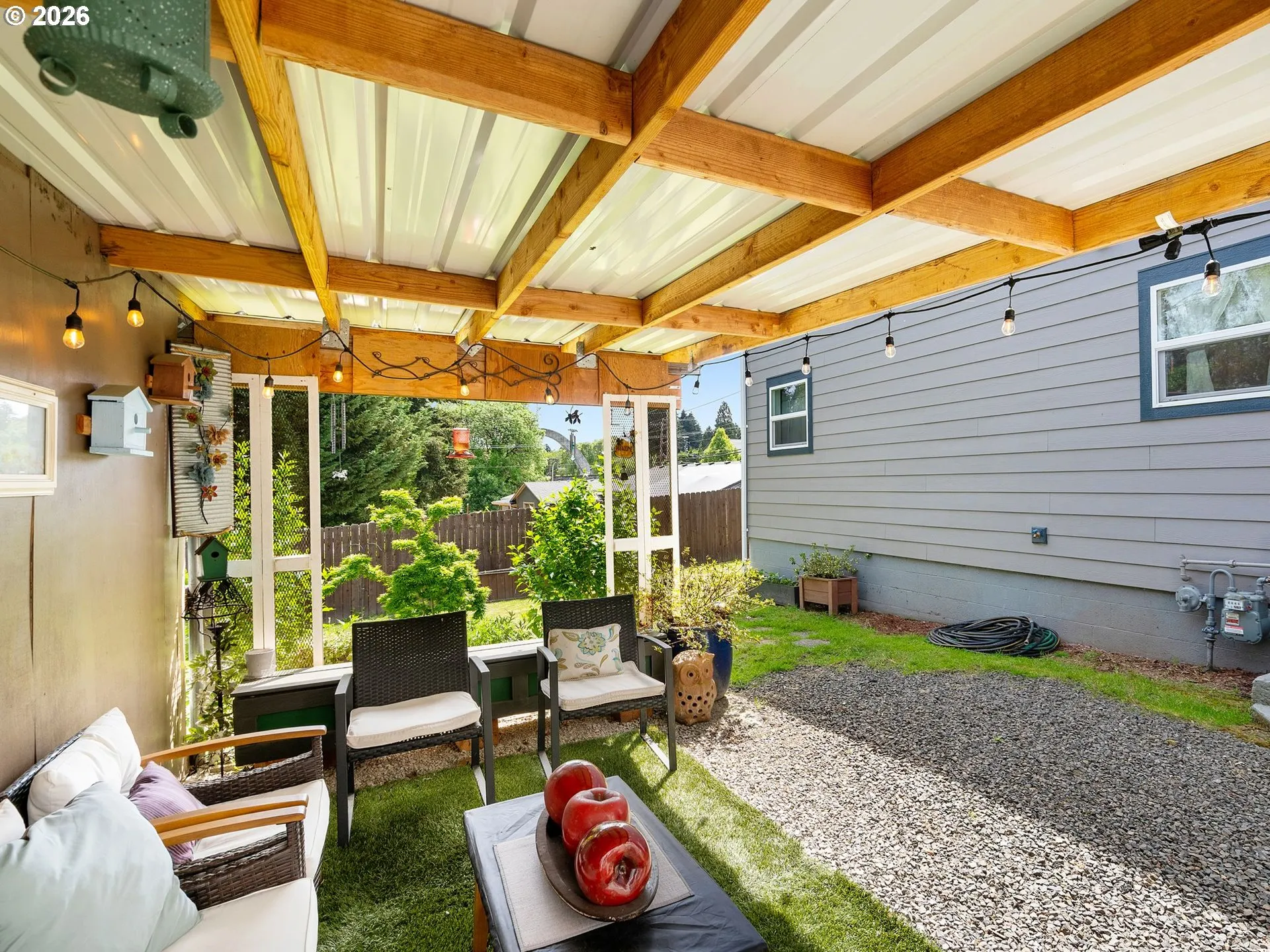 Yard-Back