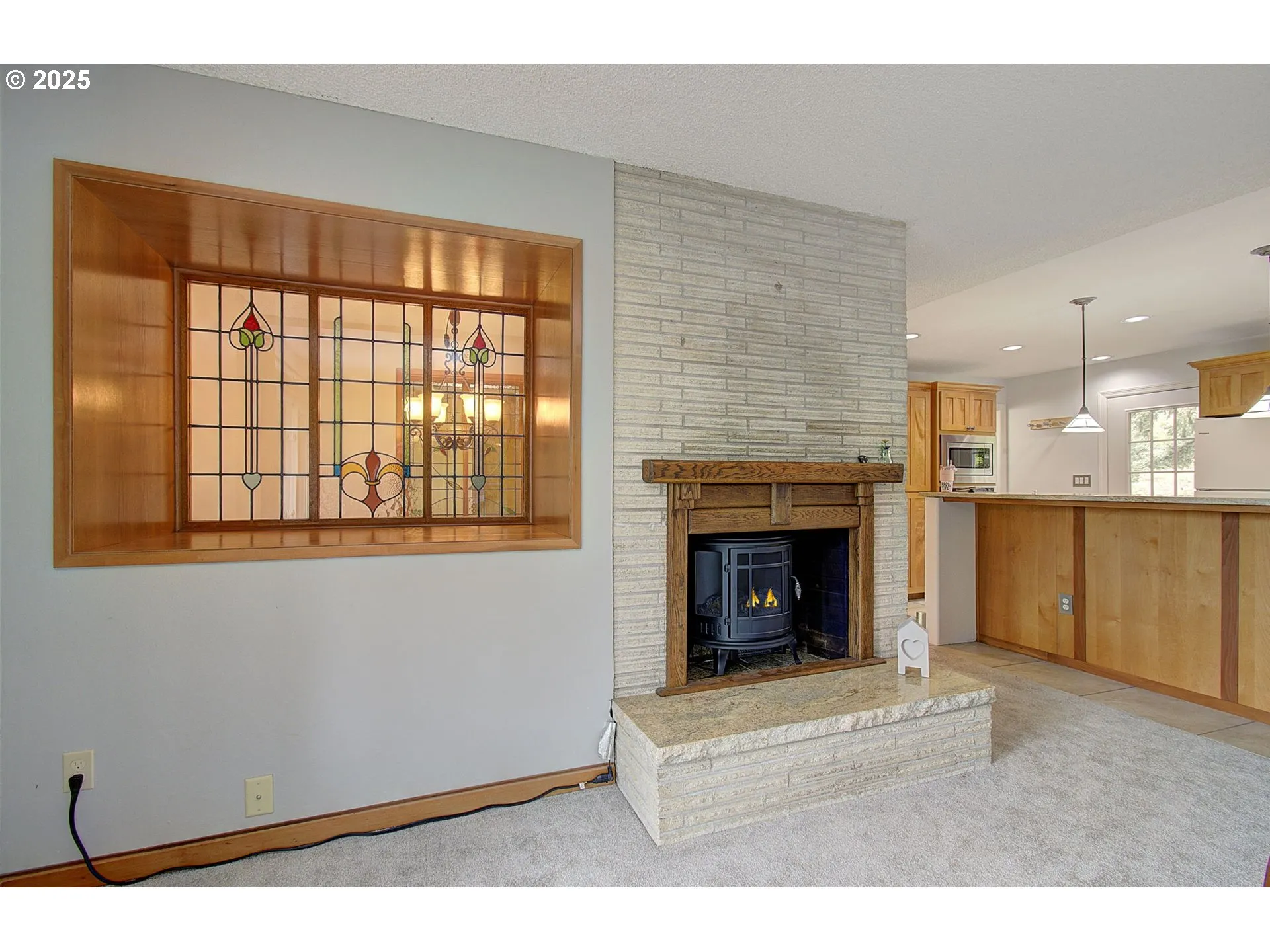 Living Room/Dining Room-Upper