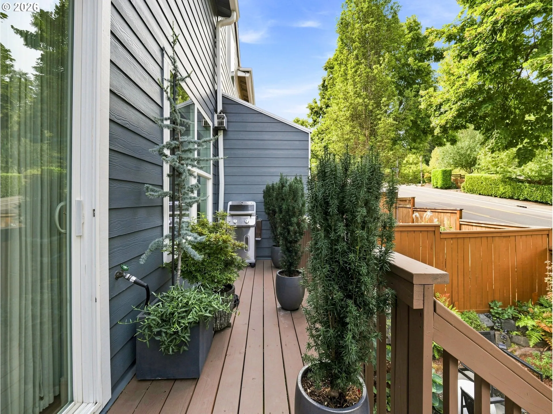 Deck-Main