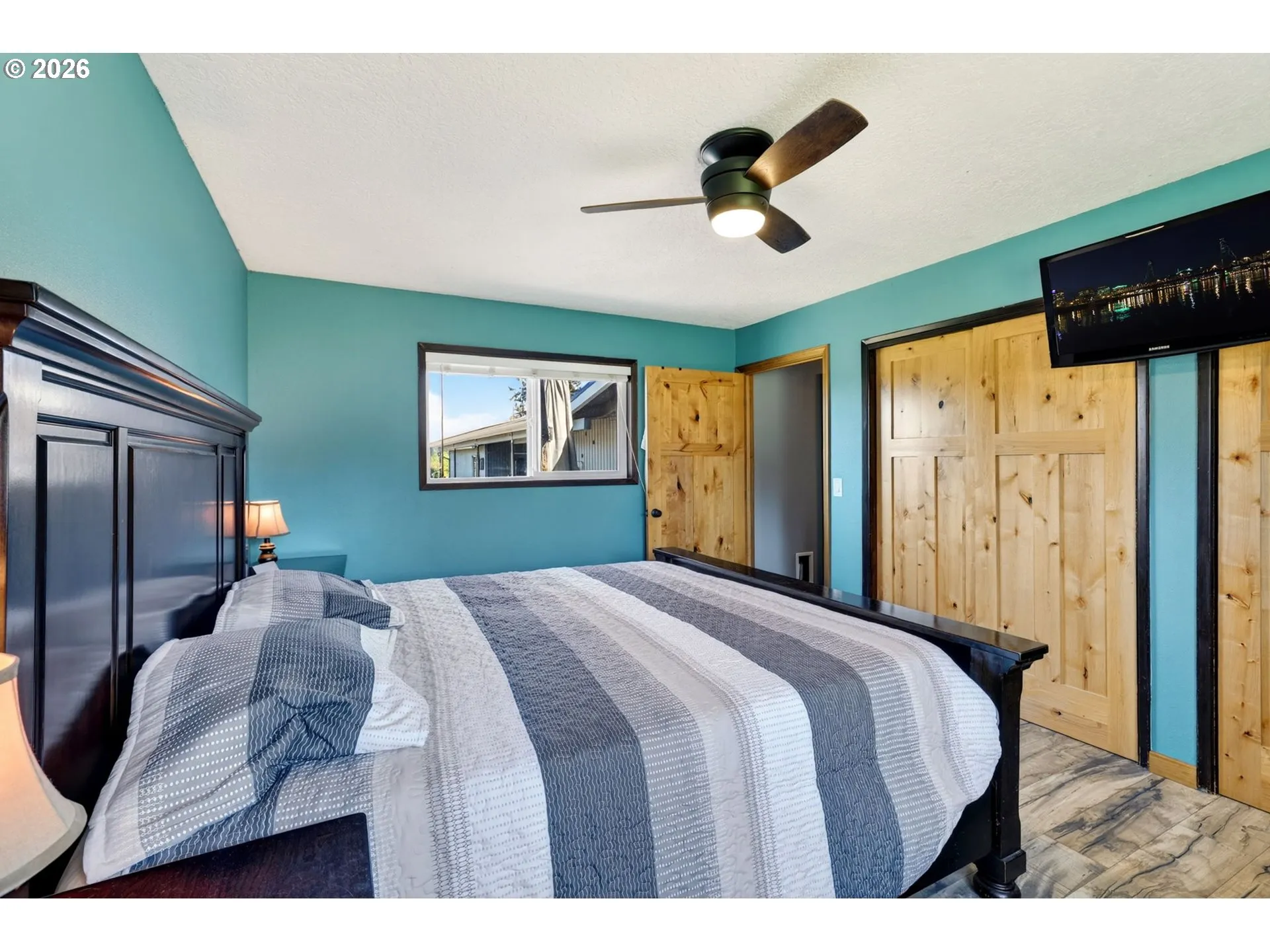 Bedroom, Primary