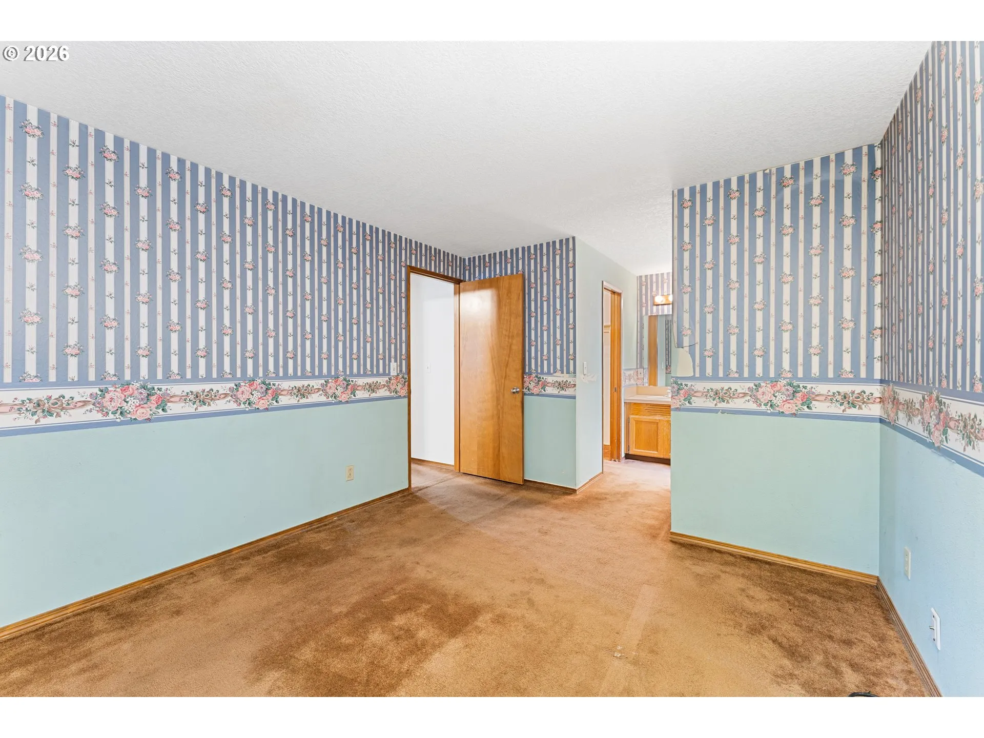 Bedroom, Primary