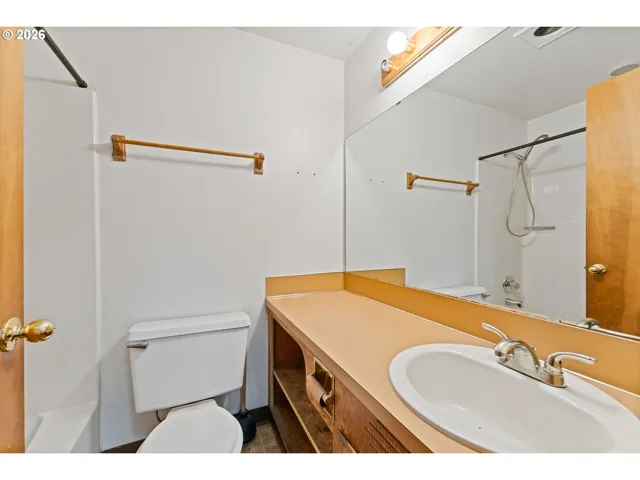 Bathroom-Hall