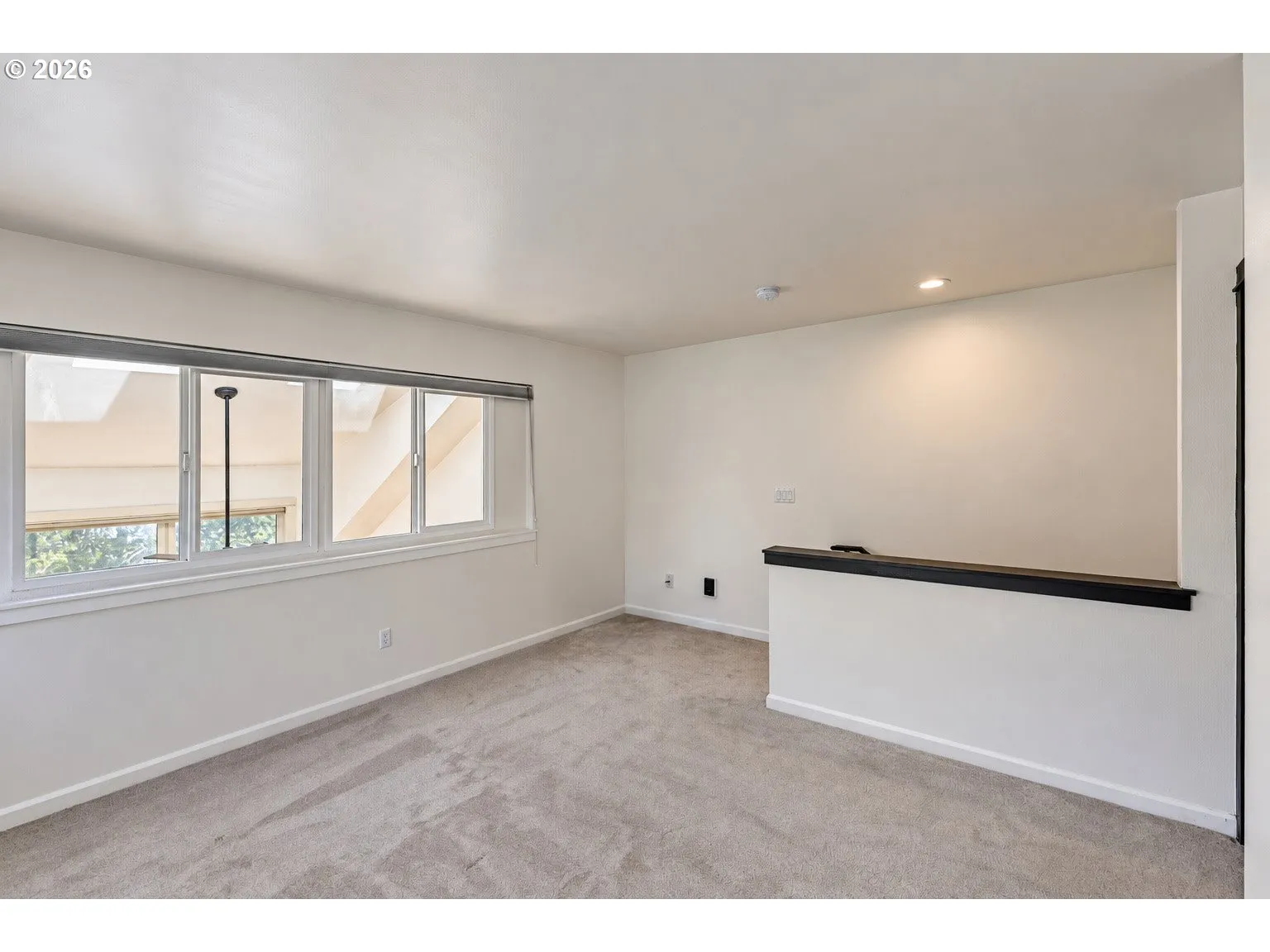 Primary Bedroom-Upper
