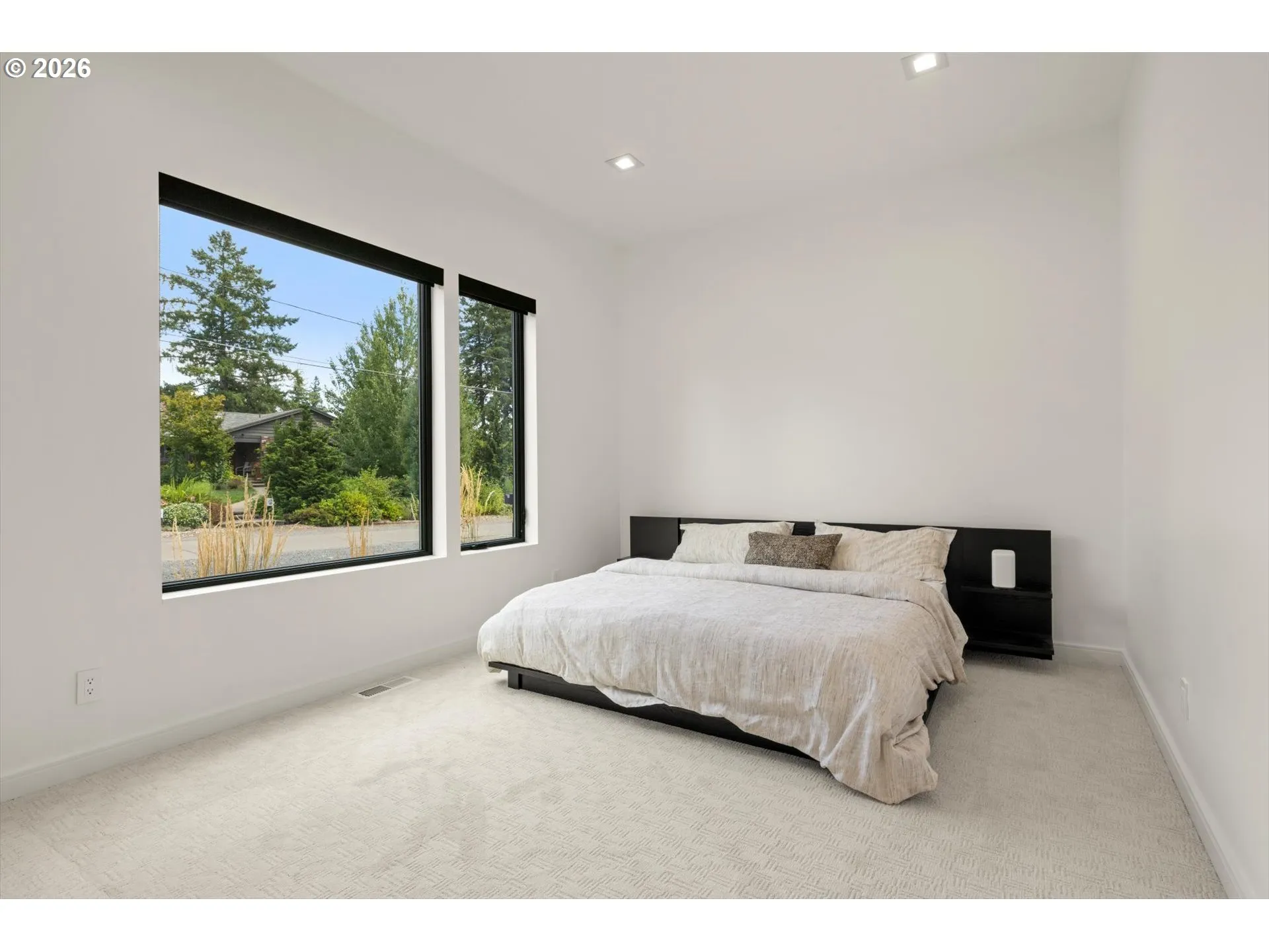 Bedroom-Main