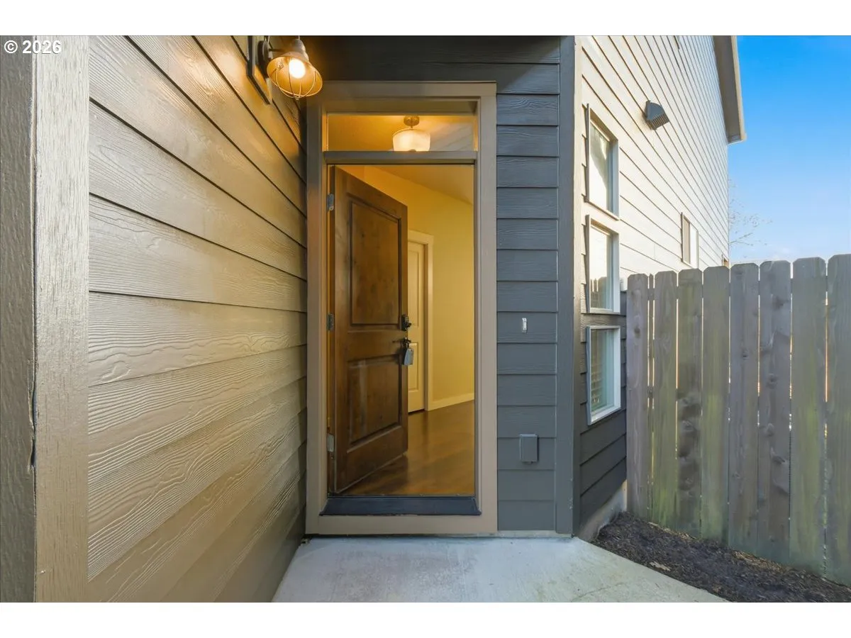 Entrance/Foyer