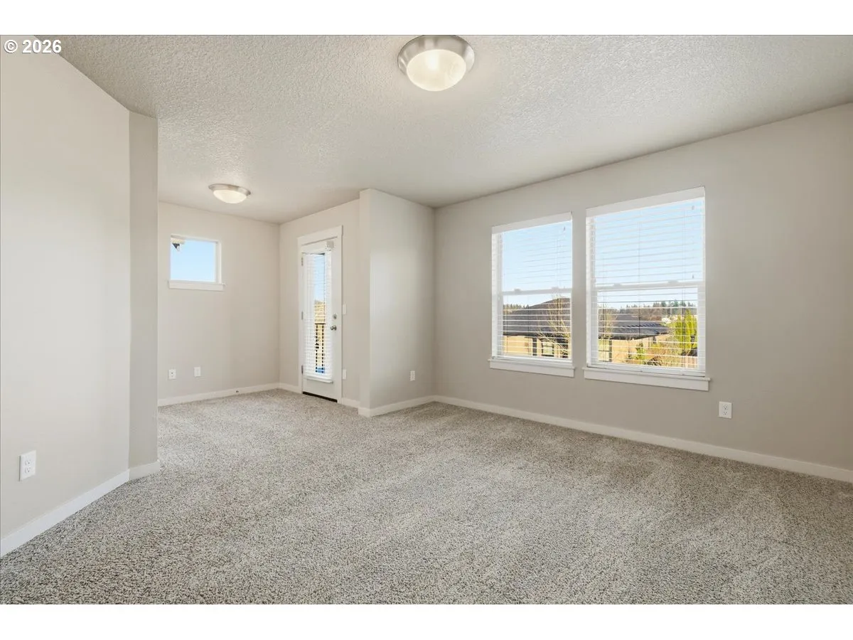 Bedroom, Primary