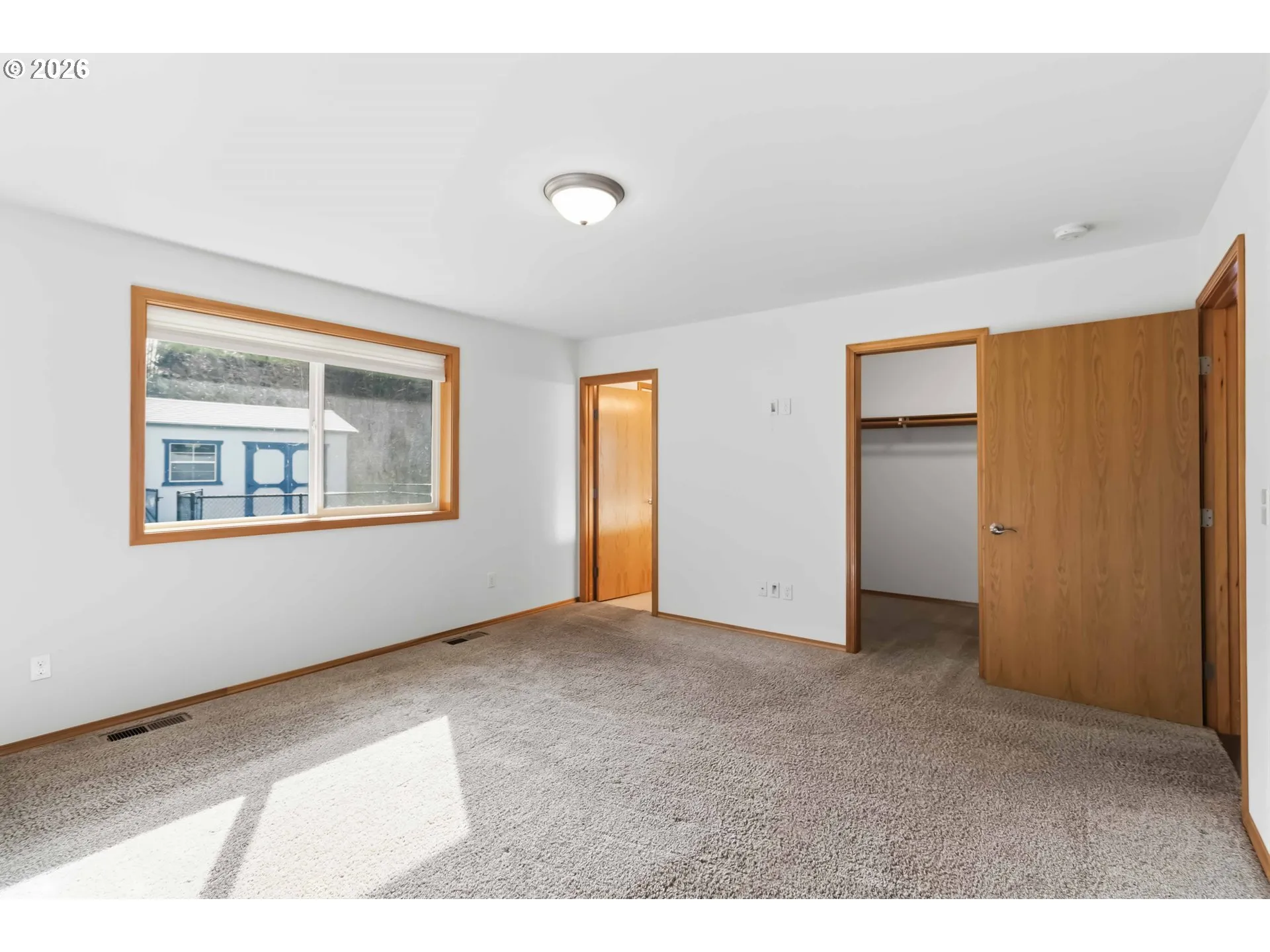 Bedroom, Primary