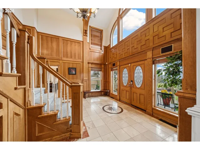 Entrance/Foyer
