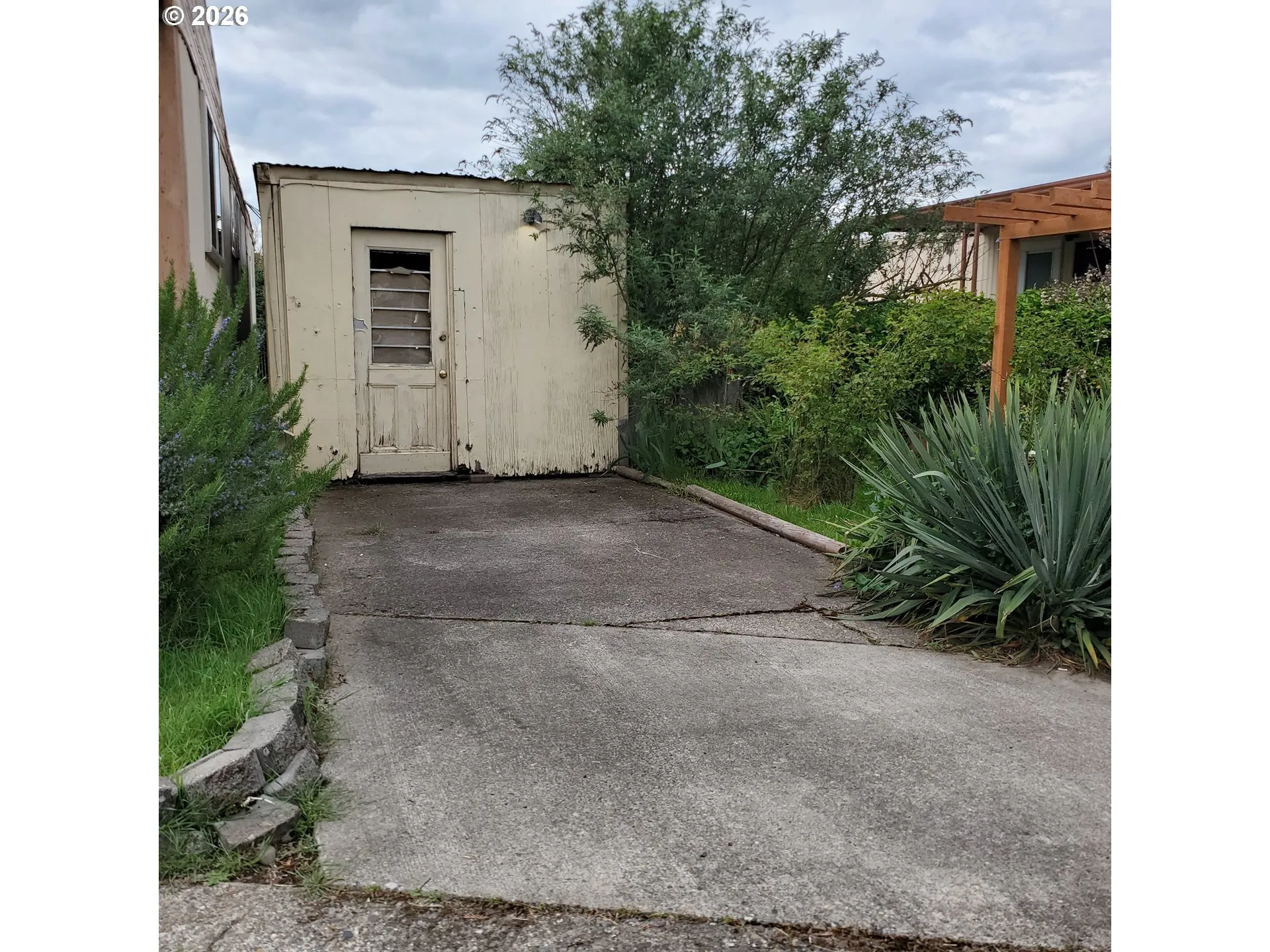 Shed