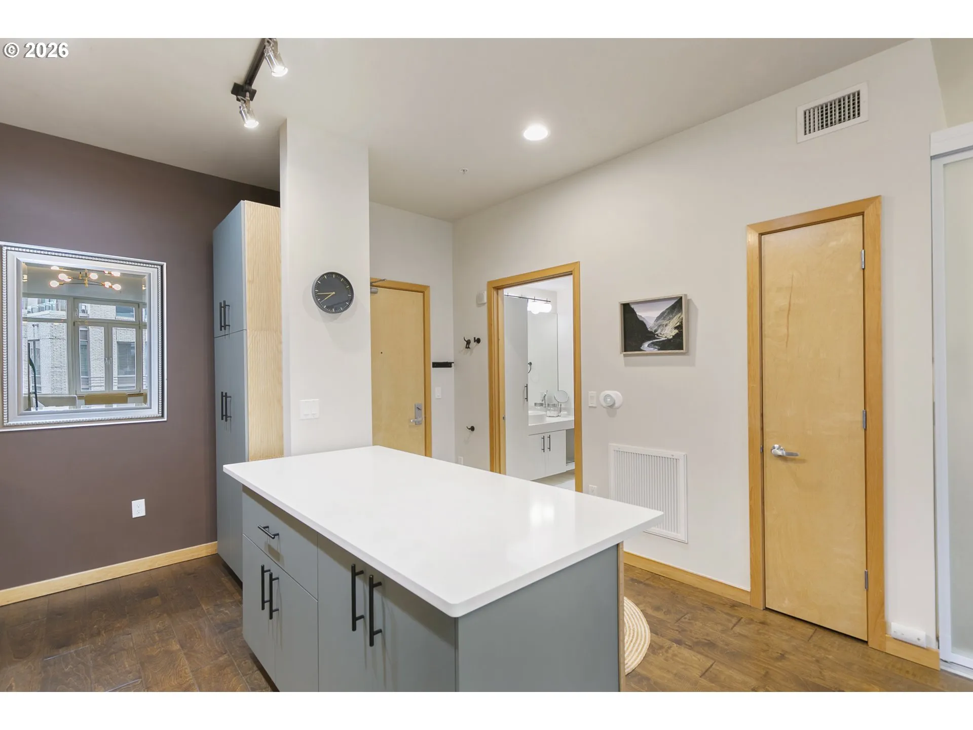 Kitchen-Island