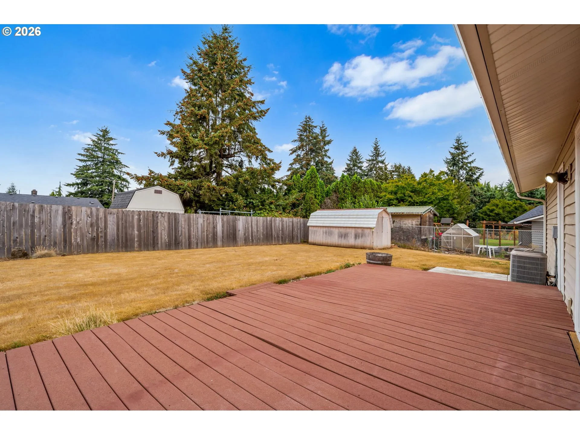 Yard-Back
