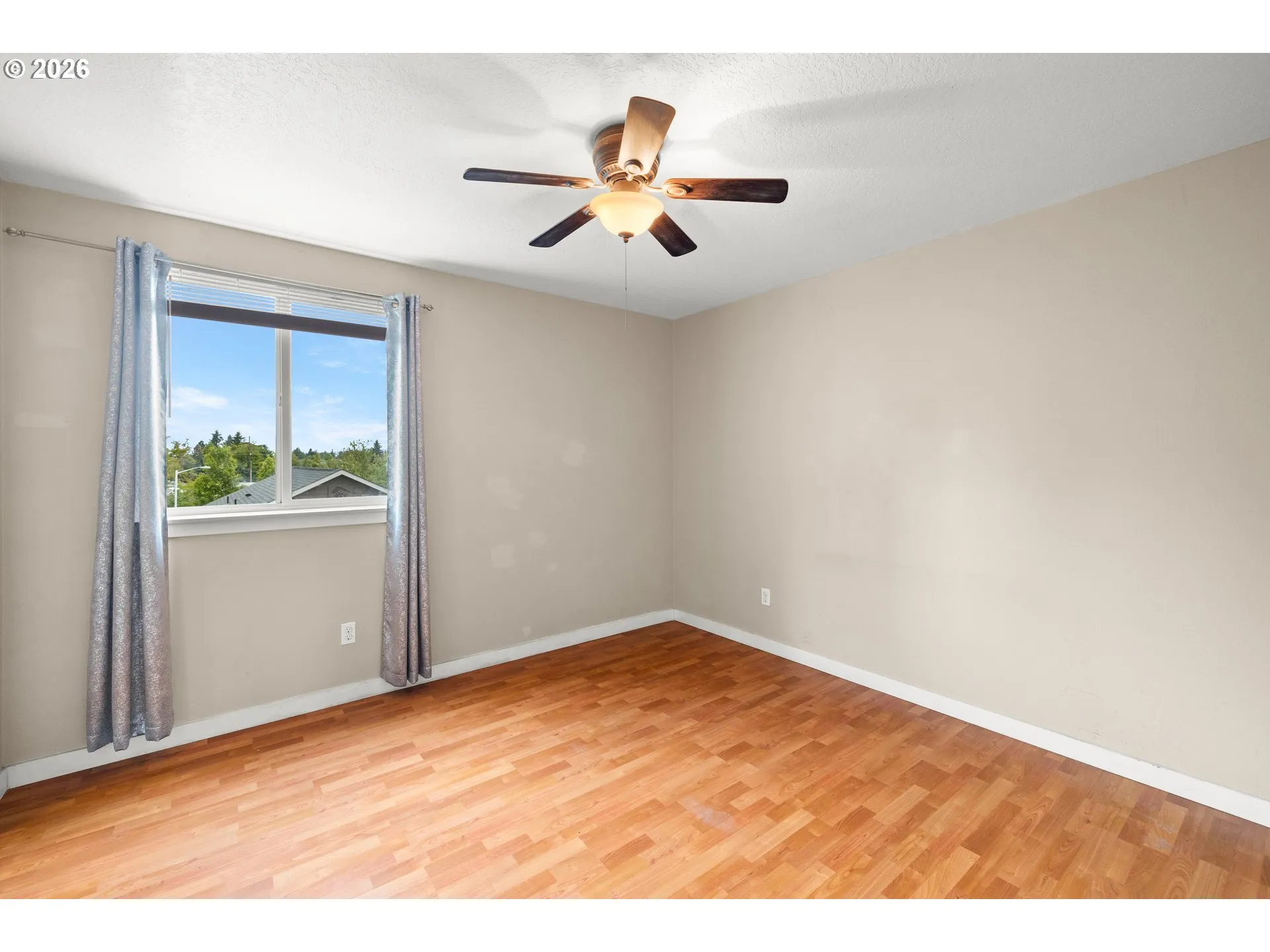 Bedroom, Primary-Ceiling Fan
