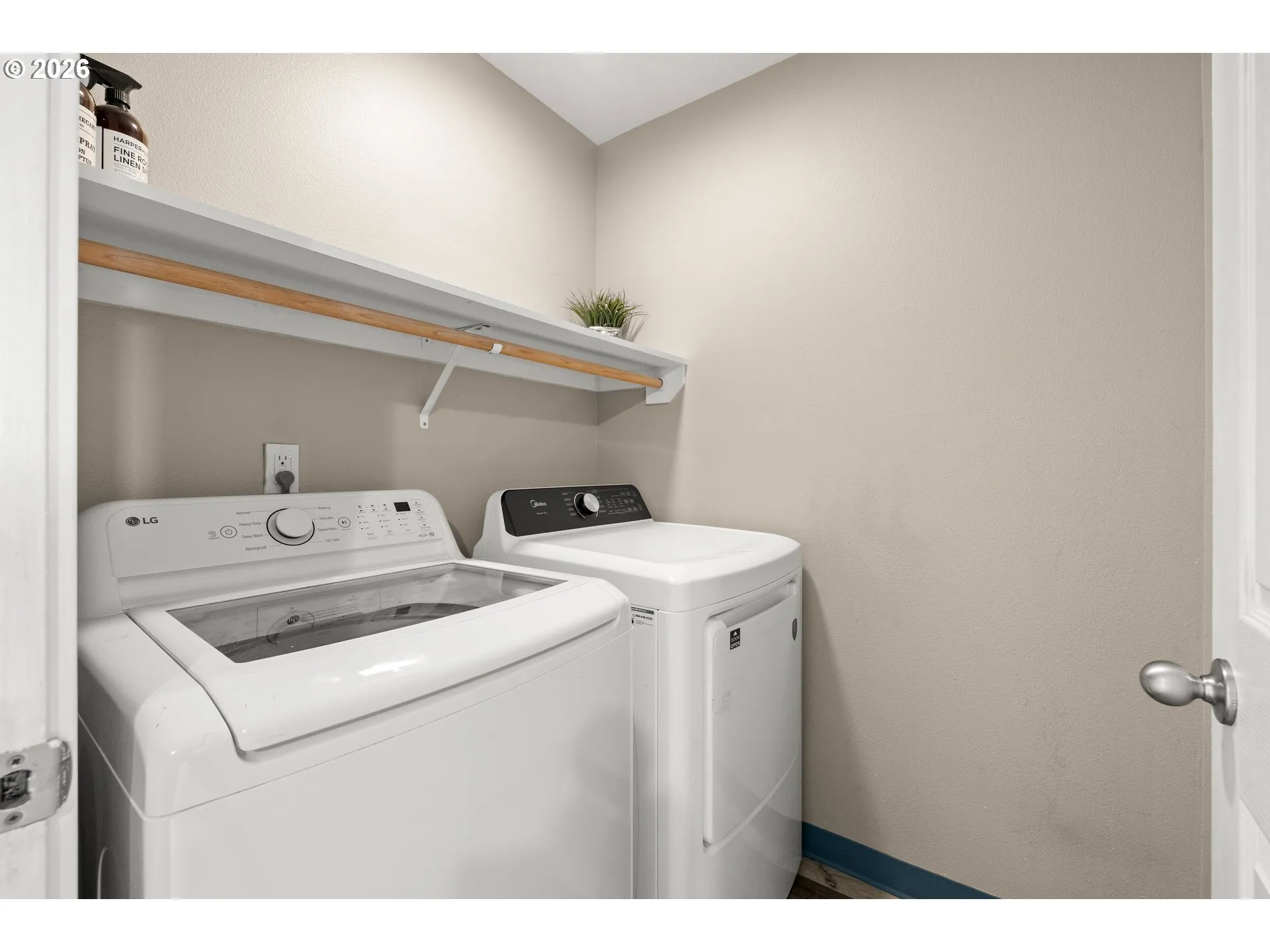 Laundry-Upper
