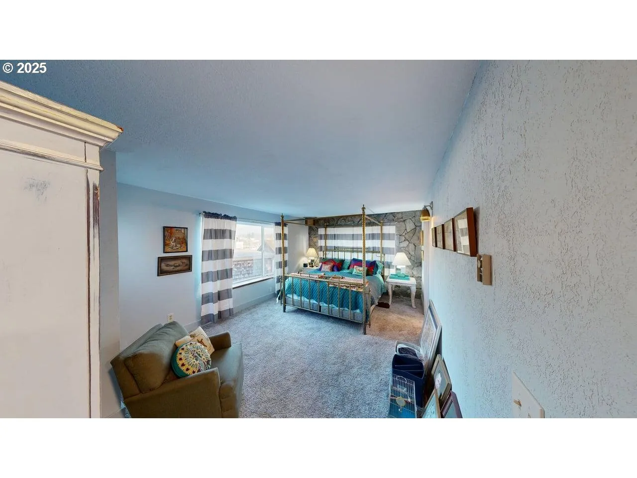 Bedroom, Primary-Upper