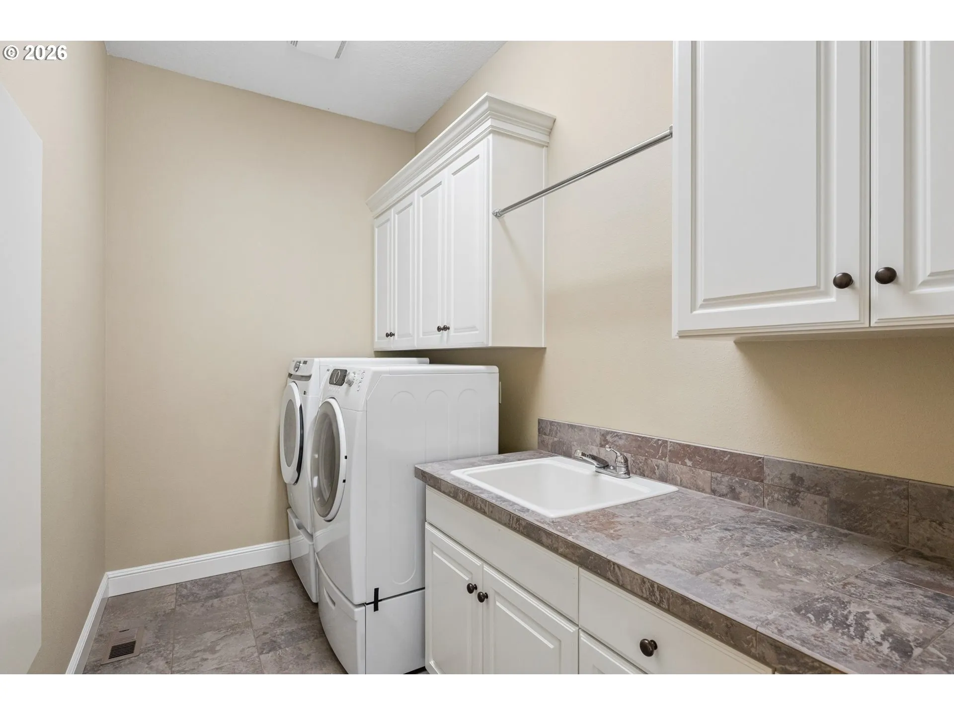 Laundry-Lower