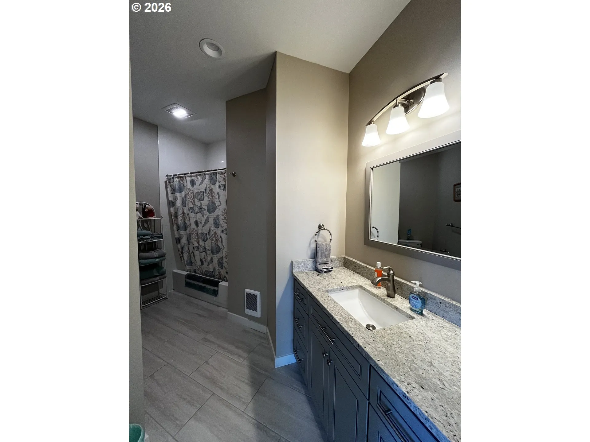 Bathroom-Hall
