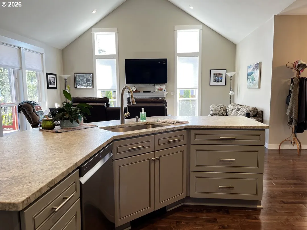 Kitchen/Living Room