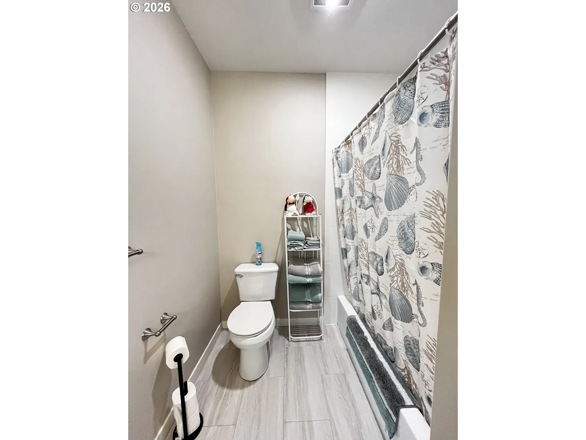 Bathroom-Hall