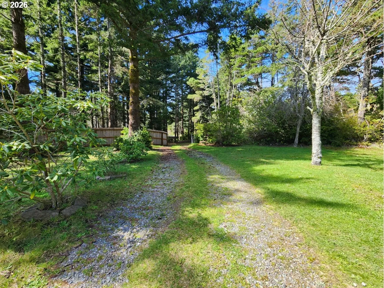 Driveway-Gated
