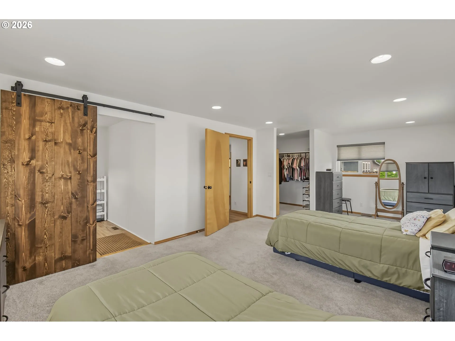 Bedroom, Owner's Suite